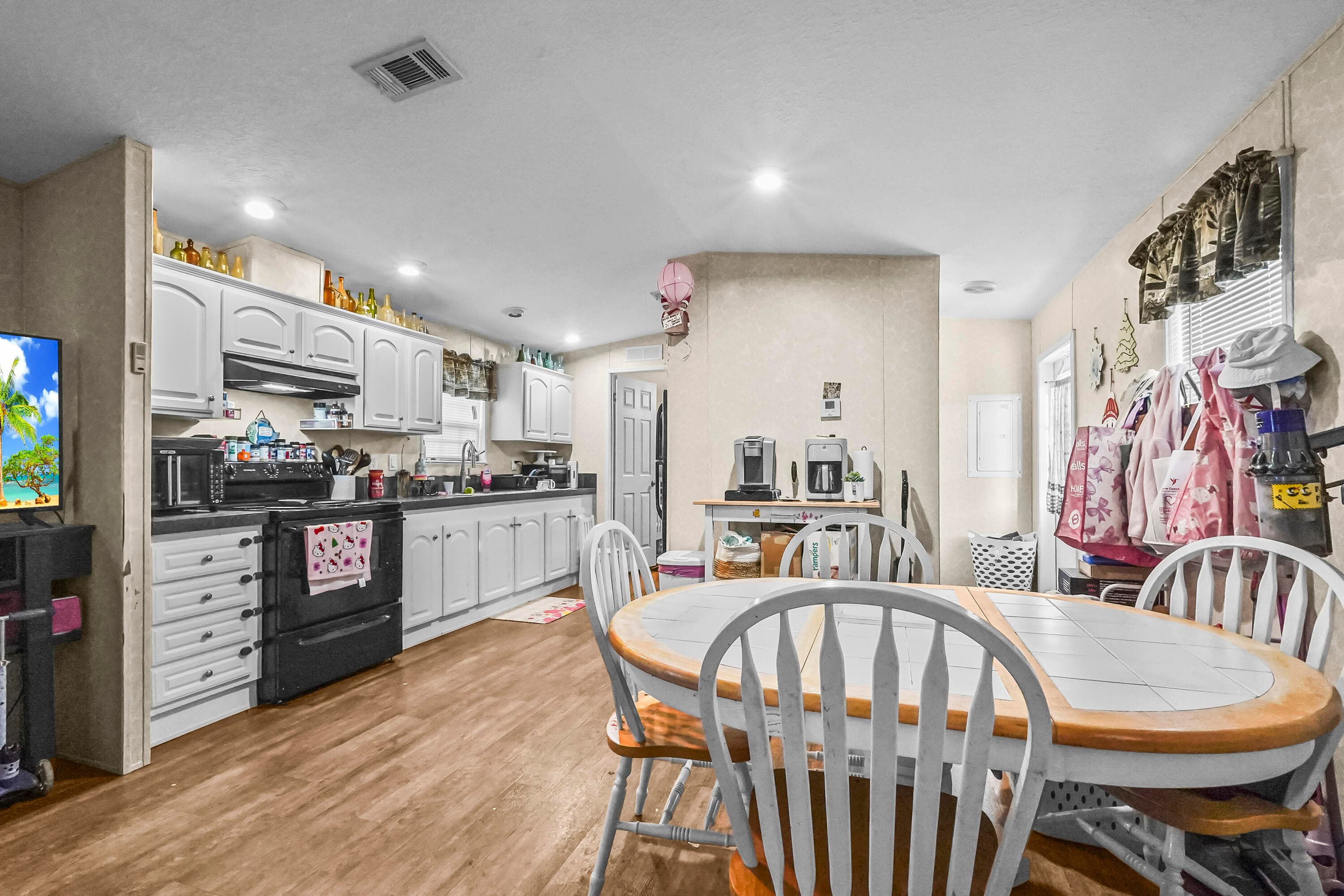 8333 SE Sandy Lane, Hobe Sound, FL 33455 — photo 4 of 37