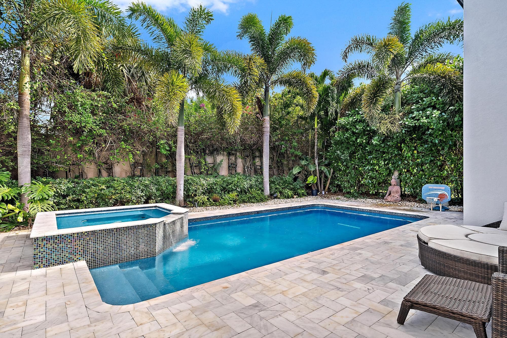 542 N Cypress Drive, Tequesta, FL 33469 — photo 16 of 29