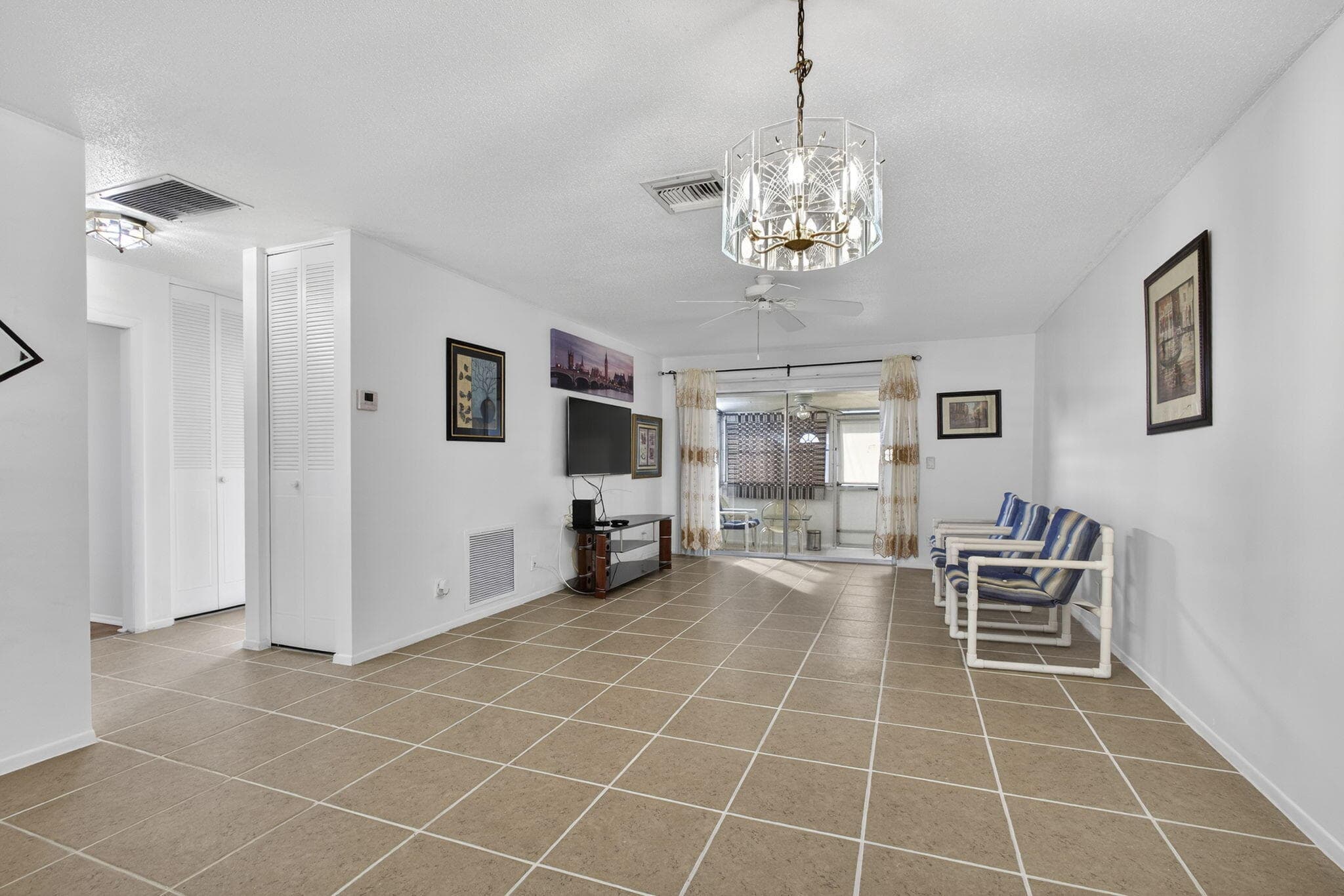 2833 Crosley Drive W C, West Palm Beach, FL 33415 — photo 8 of 31