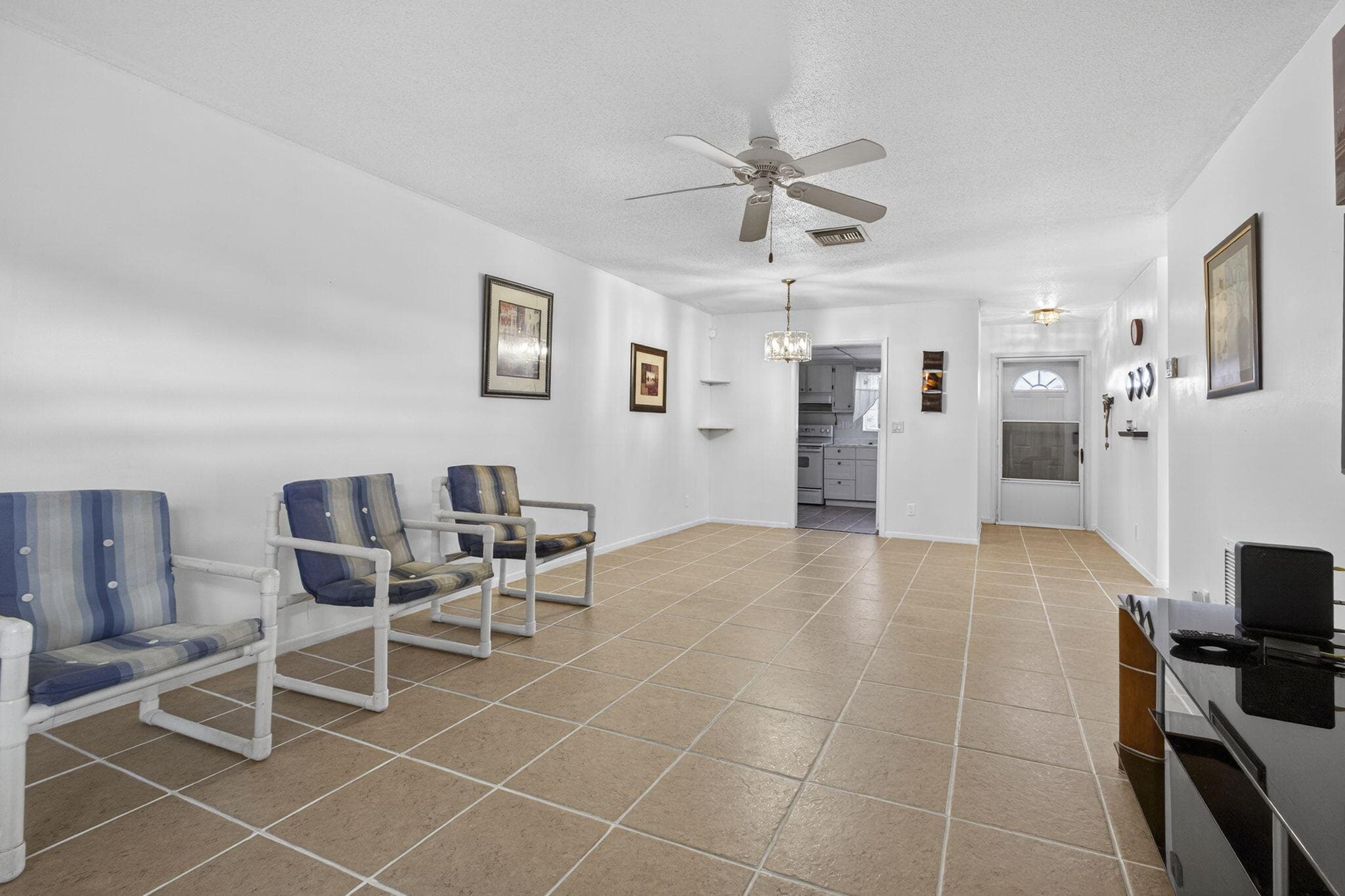 2833 Crosley Drive W C, West Palm Beach, FL 33415 — photo 11 of 31