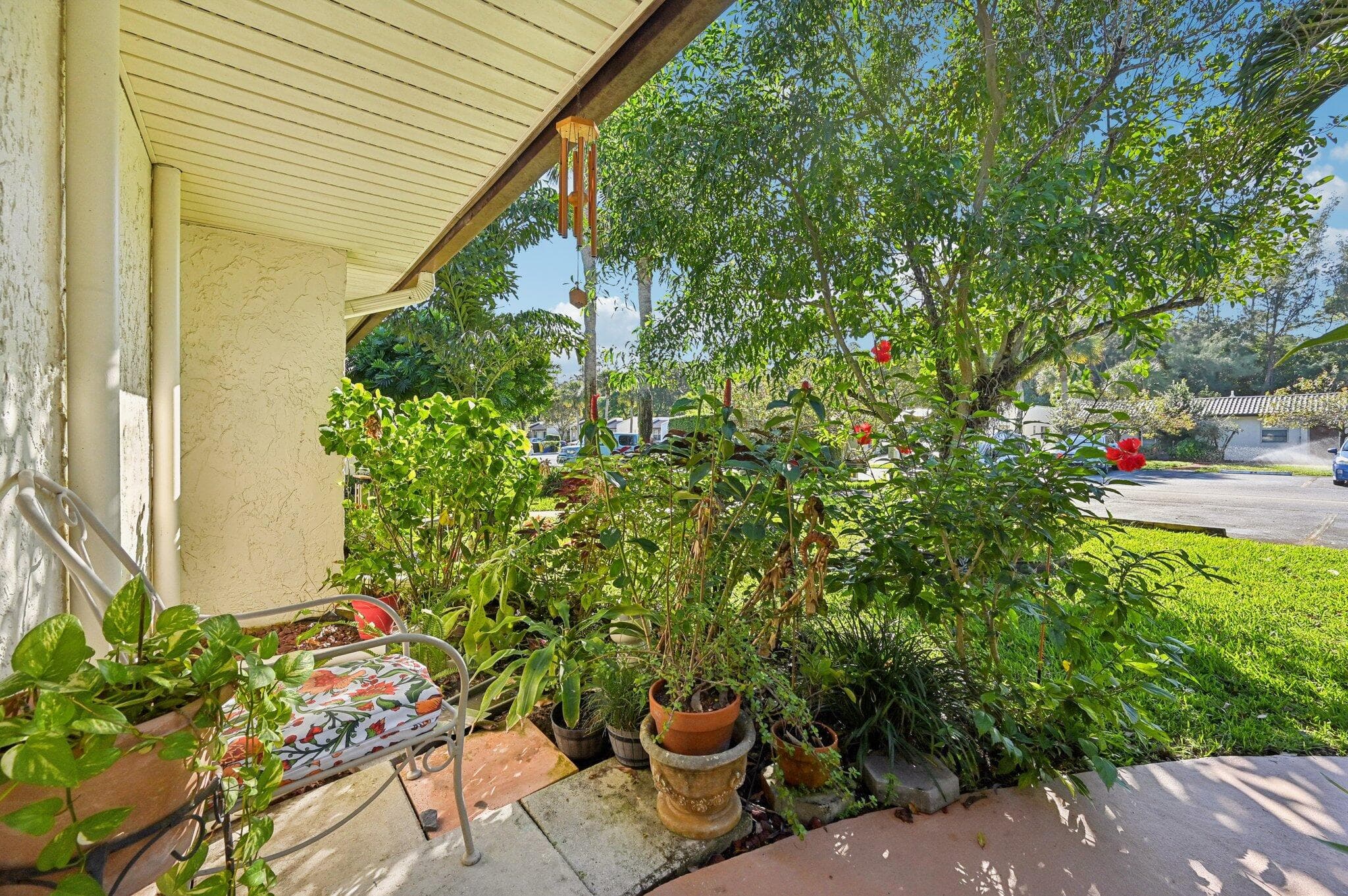 107 Lake Olive Drive, West Palm Beach, FL 33411 — photo 3 of 39