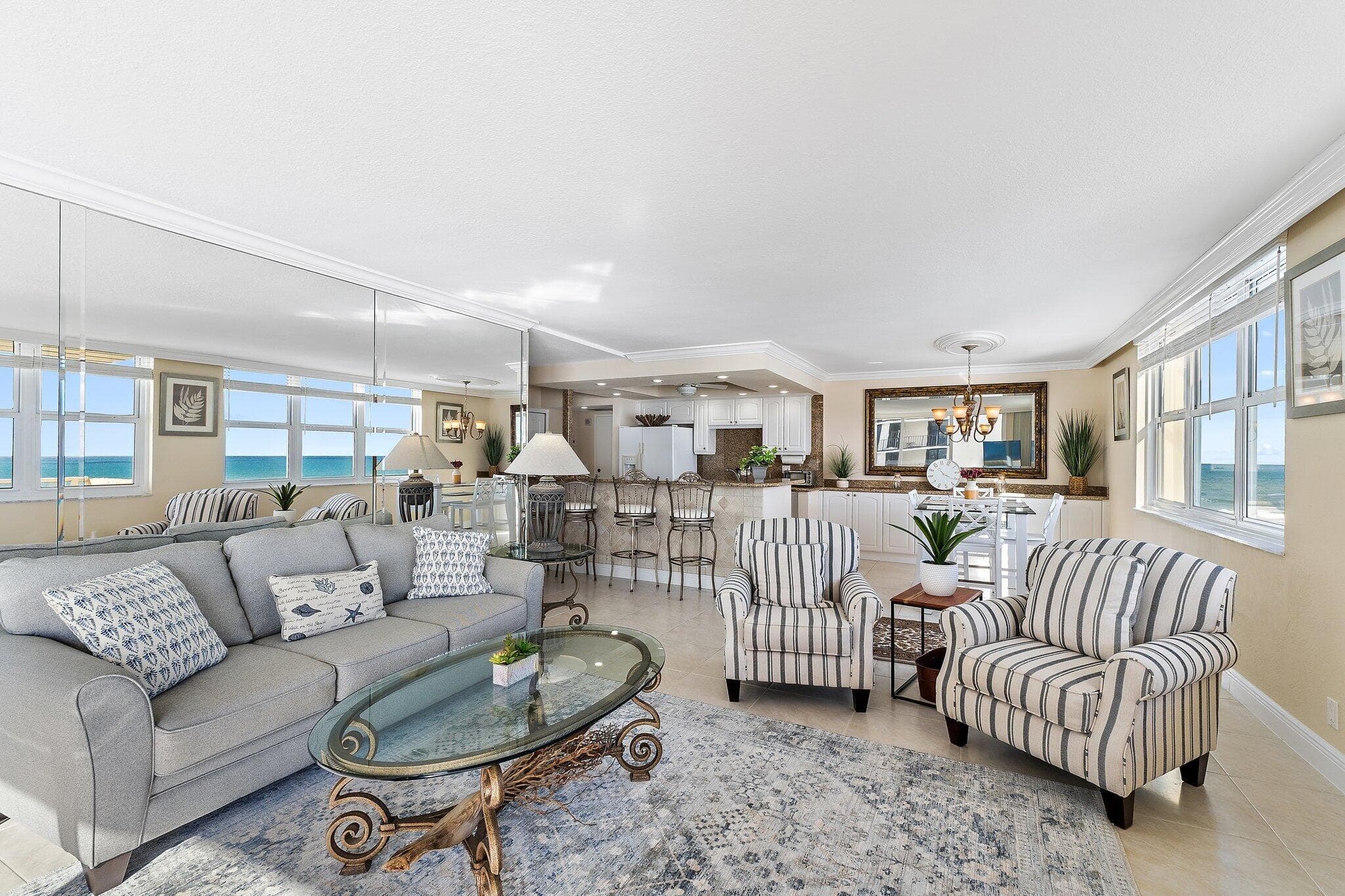 Condominium in Singer Island — photo 19 of 77