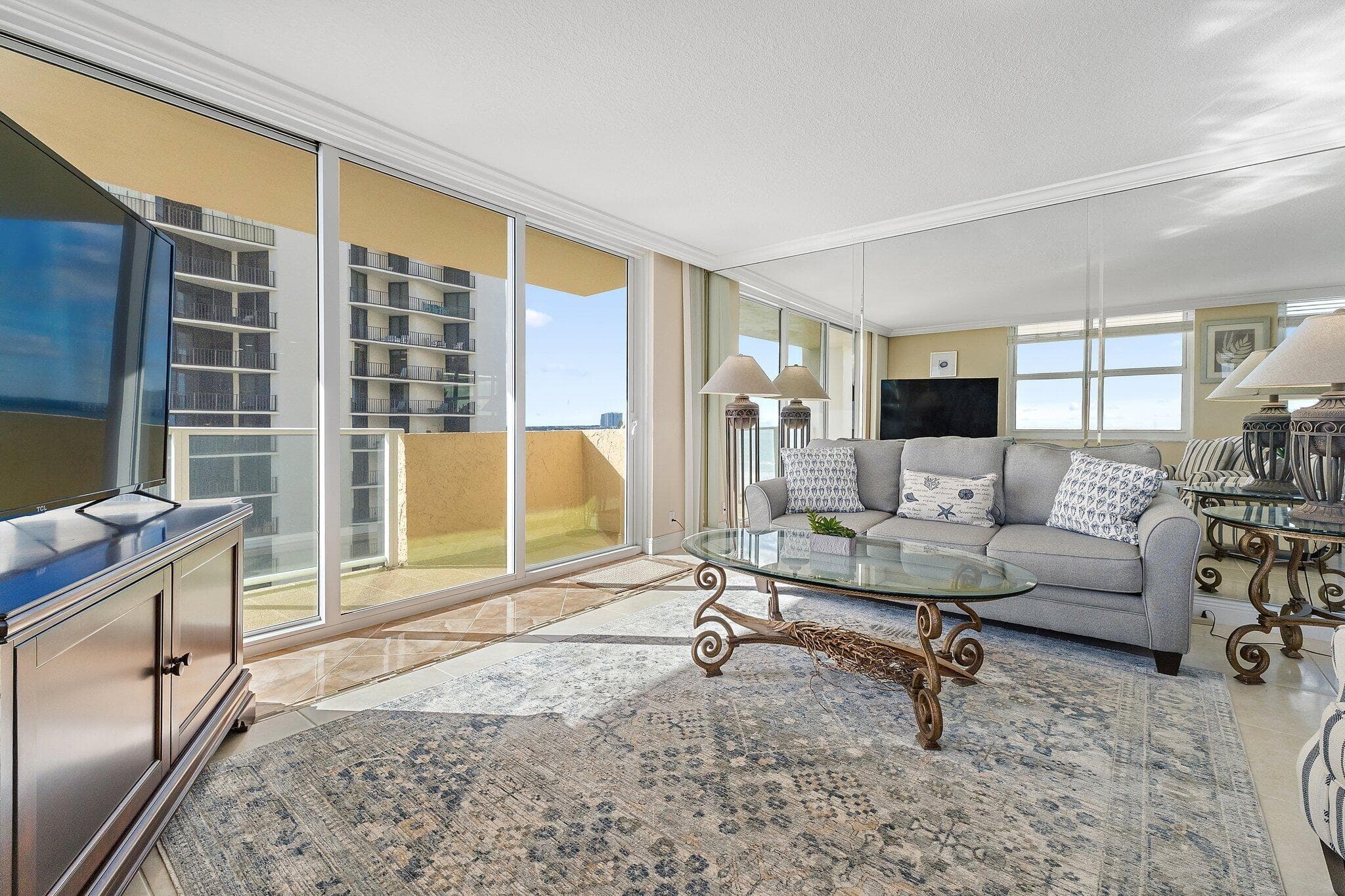 Condominium in Singer Island — photo 16 of 77