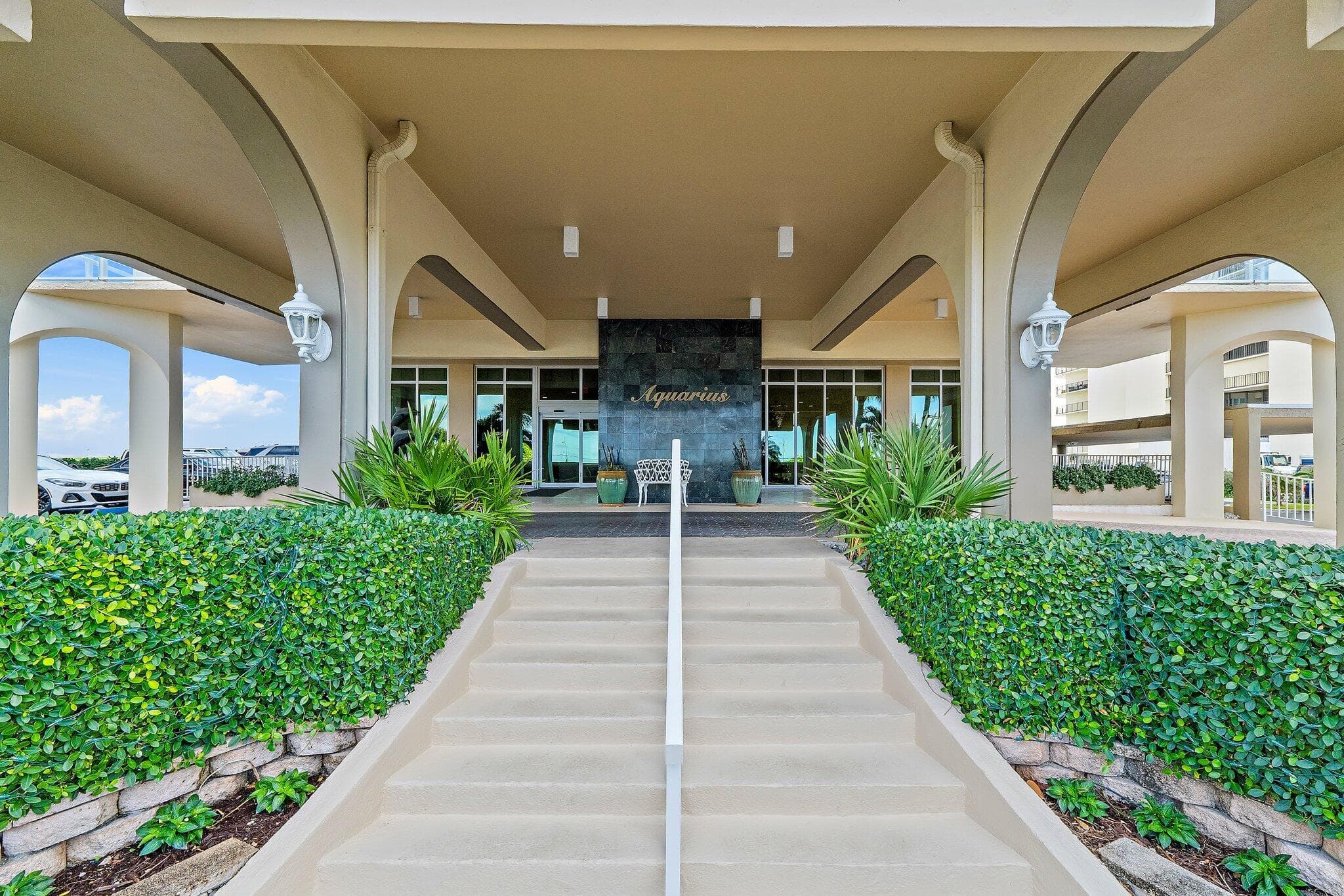 Condominium in Singer Island — photo 59 of 77