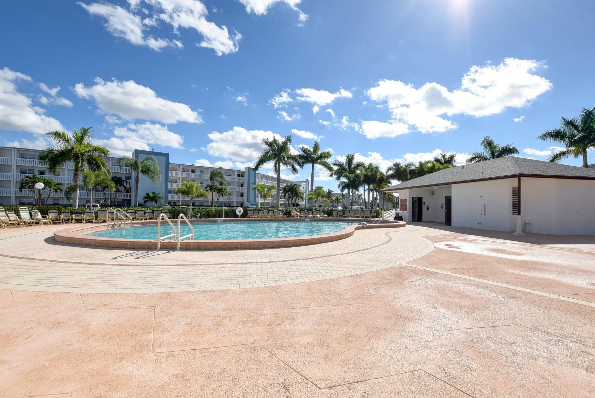 1090 Guildford E 1090, Boca Raton, FL 33434 — photo 17 of 33