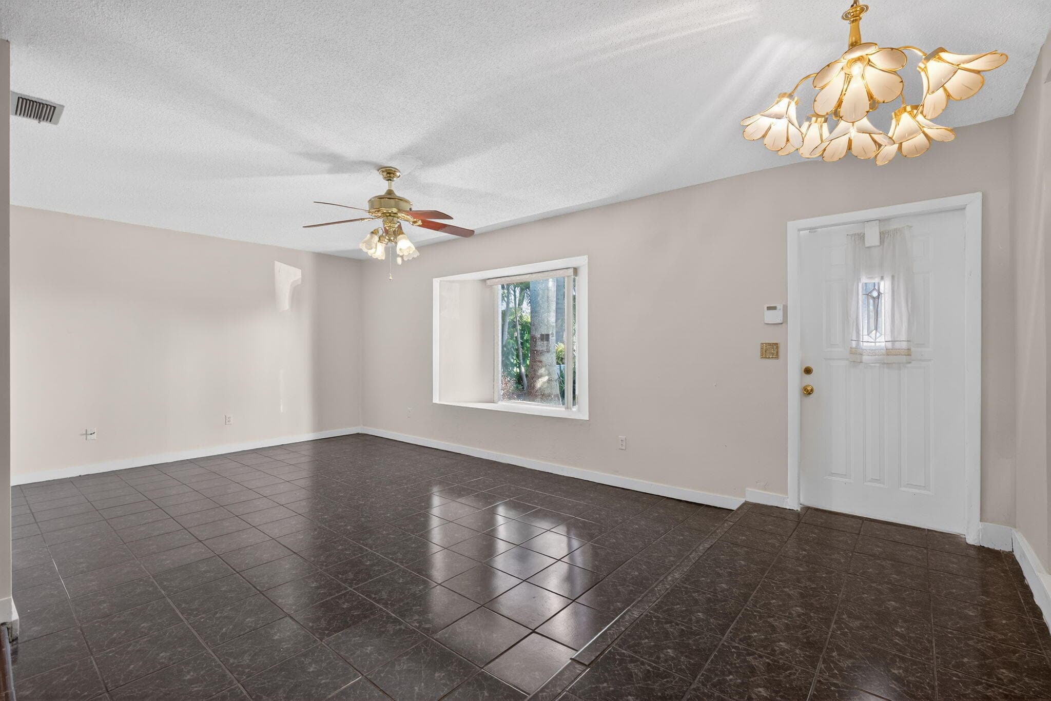 225 S Sequoia Drive, West Palm Beach, FL 33409 — photo 15 of 93