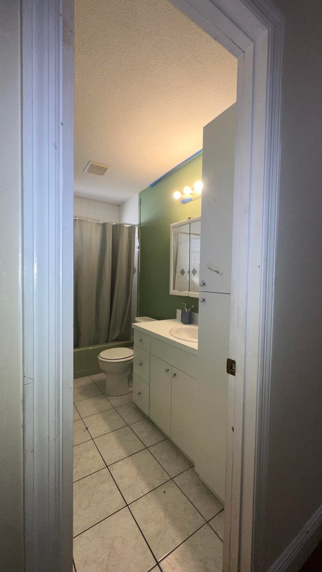 2842 Somerset Road Road, Lake Worth, FL 33462 — photo 18 of 30