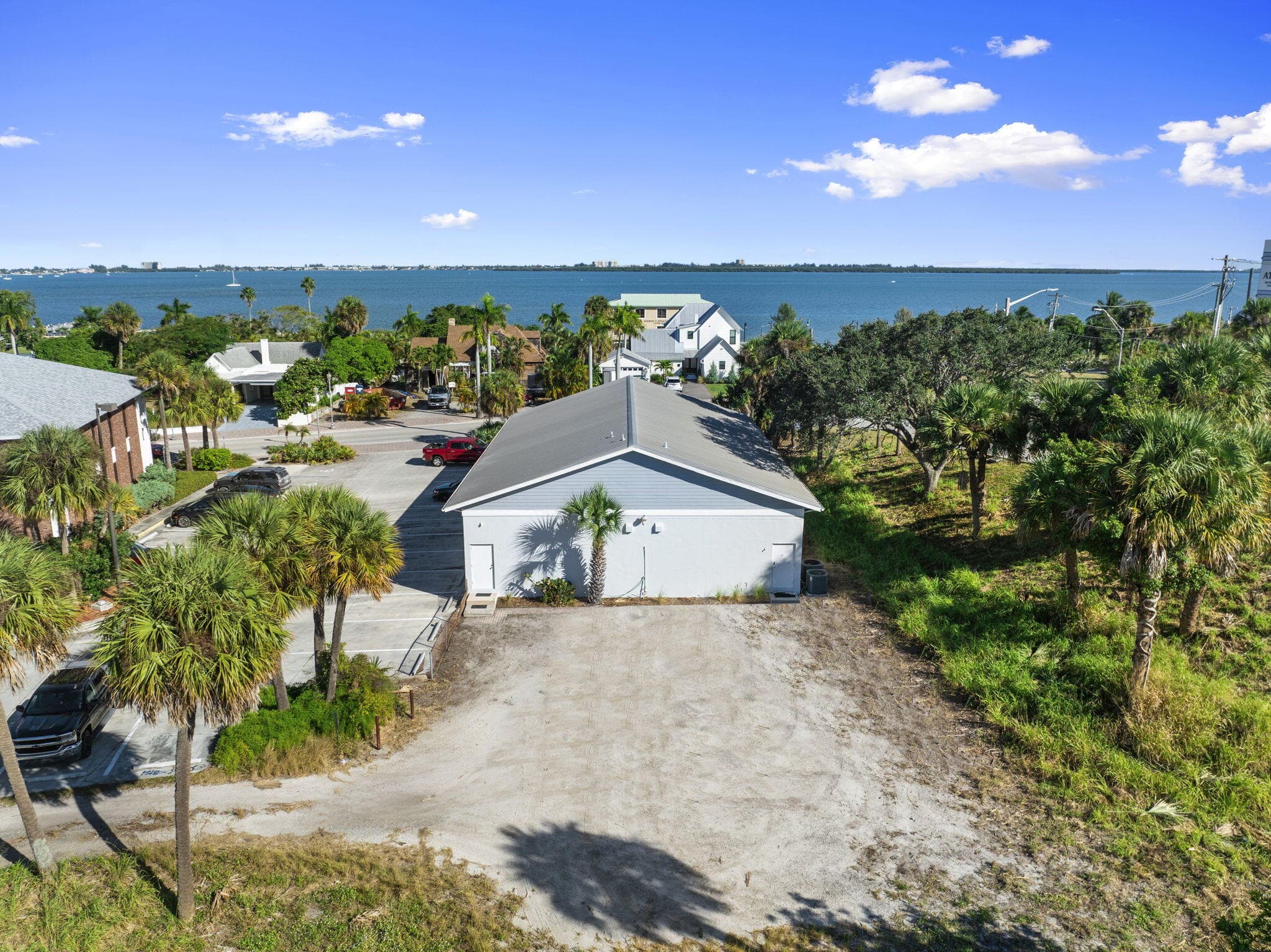 321 S 2nd Street, Fort Pierce, FL 34950 — photo 44 of 51