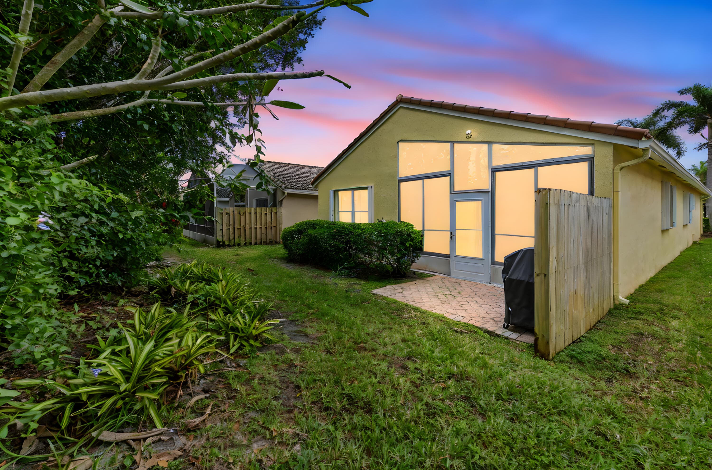 9550 Cherry Blossom Court, Boynton Beach, FL 33437 — photo 5 of 47