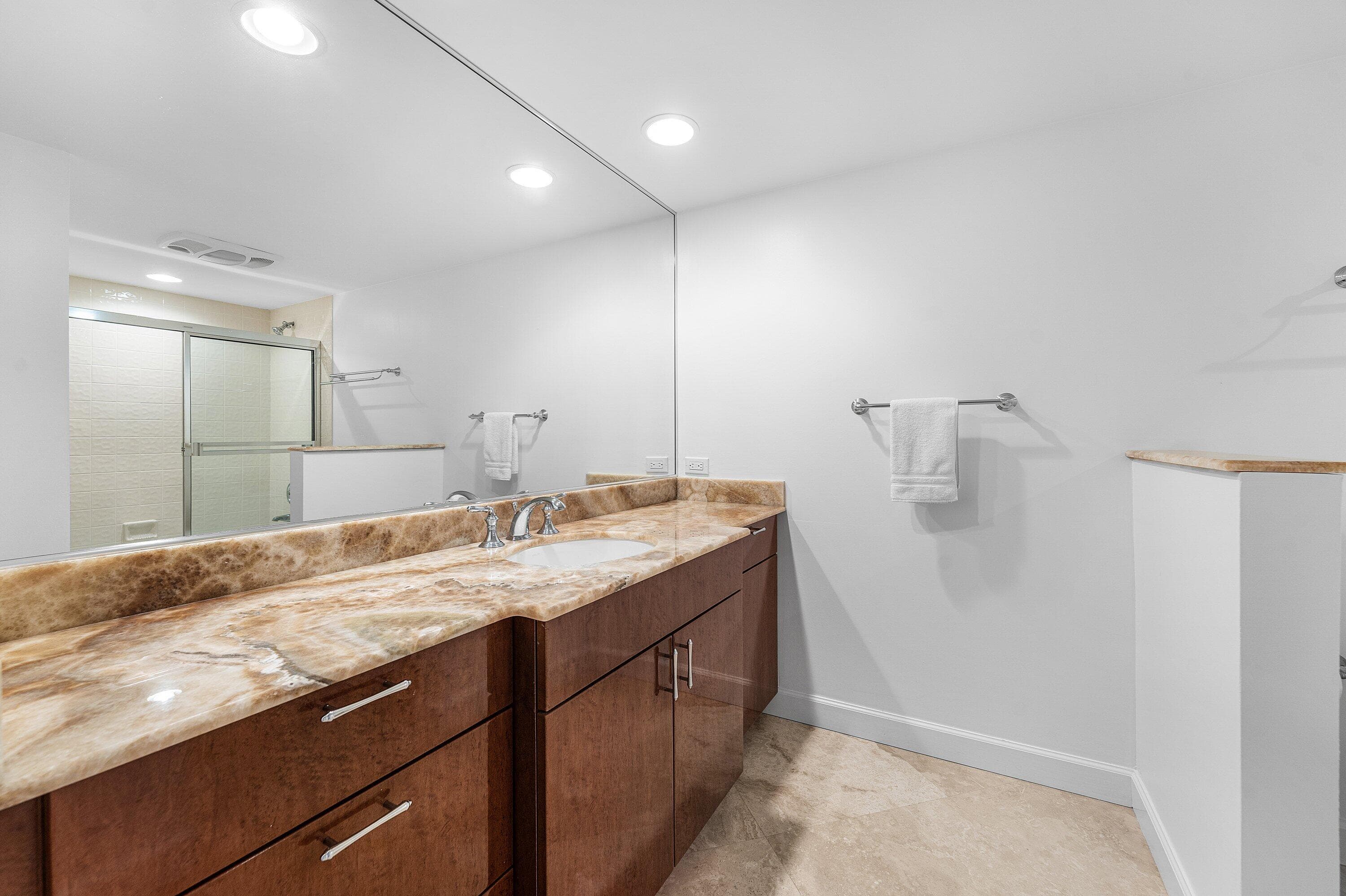 5070 N Ocean Drive 3b, Singer Island, FL 33404 — photo 24 of 48