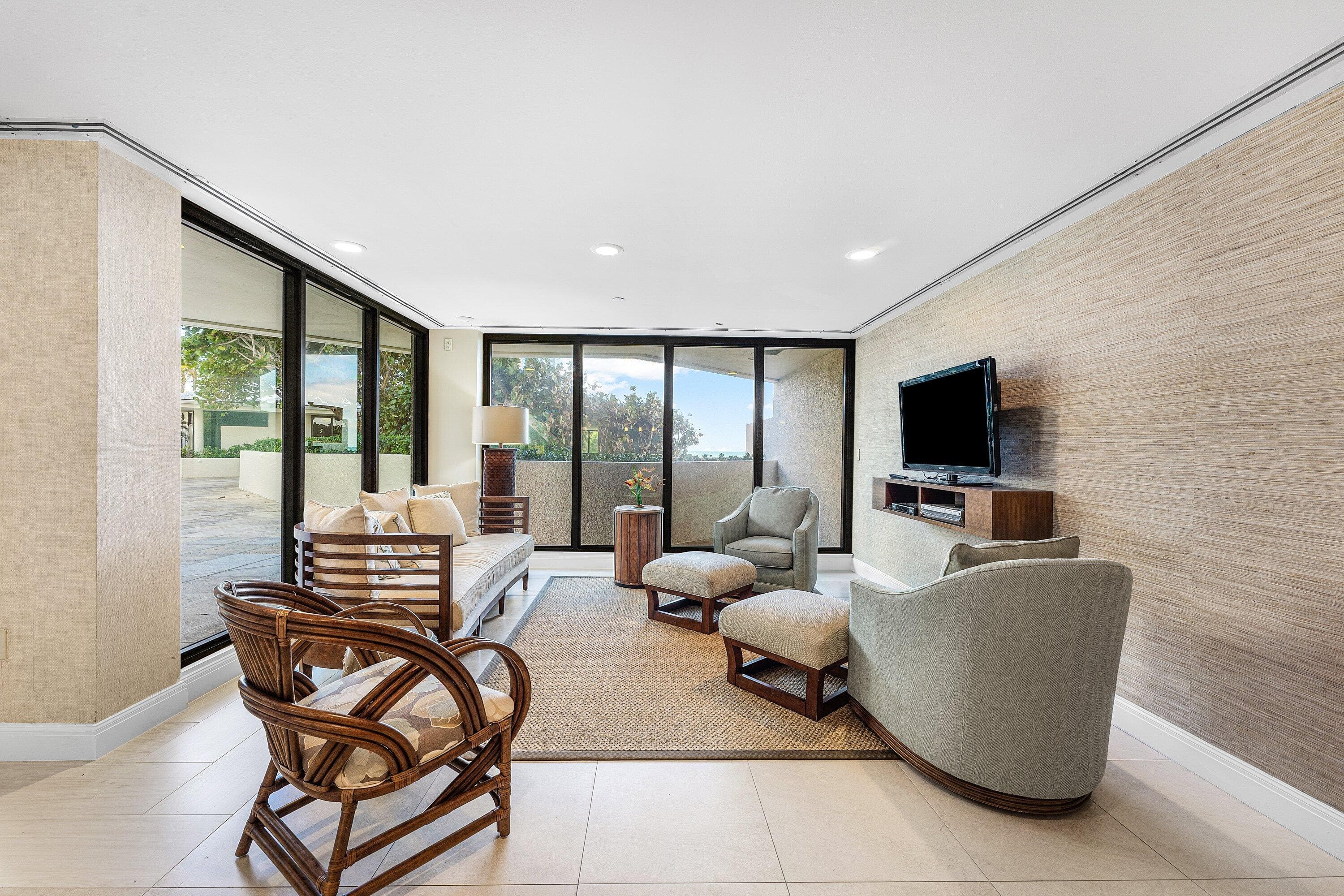 5070 N Ocean Drive 3b, Singer Island, FL 33404 — photo 35 of 48