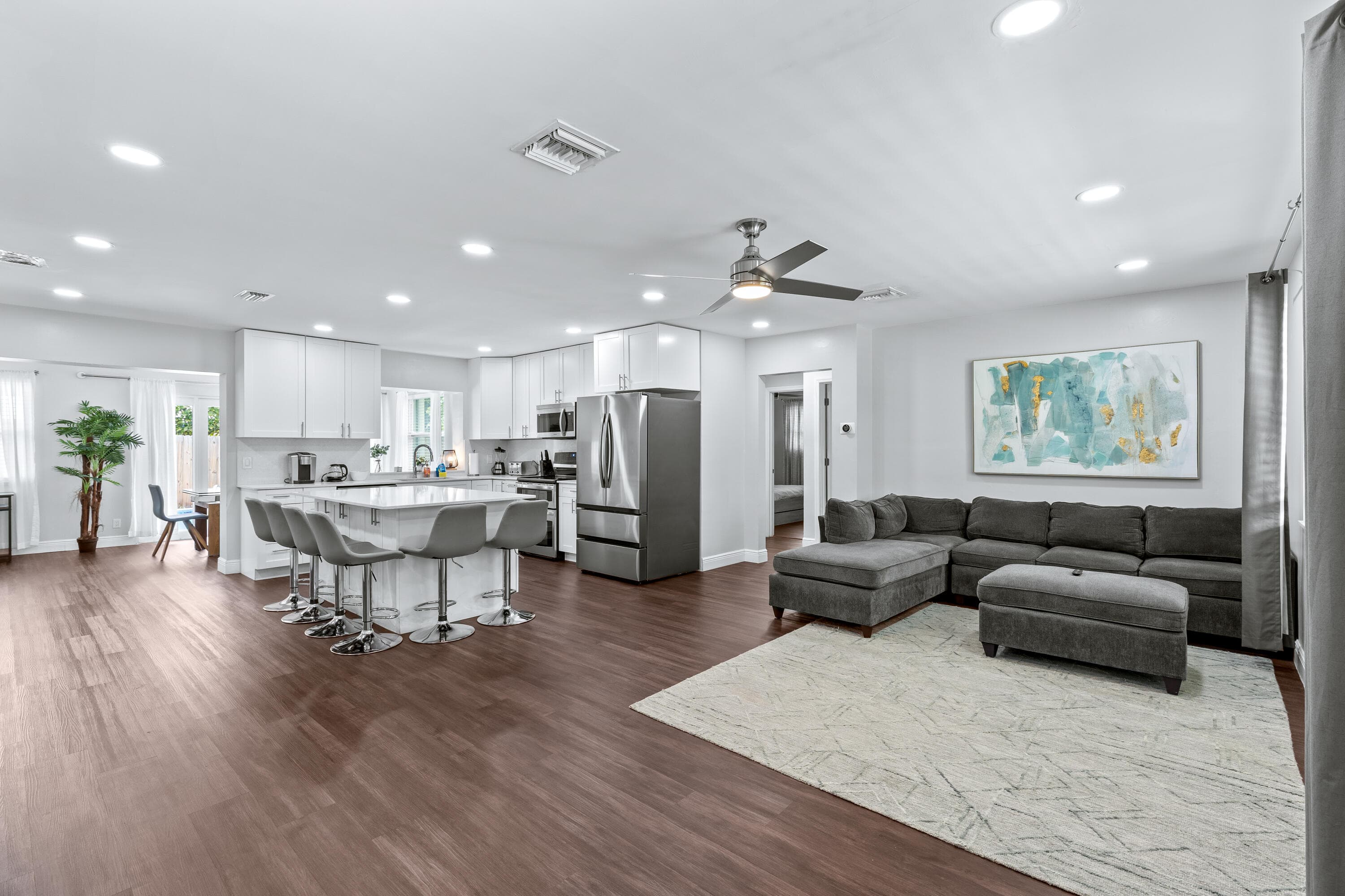 1800 NE 28th Avenue, Pompano Beach, FL 33062 — photo 4 of 39