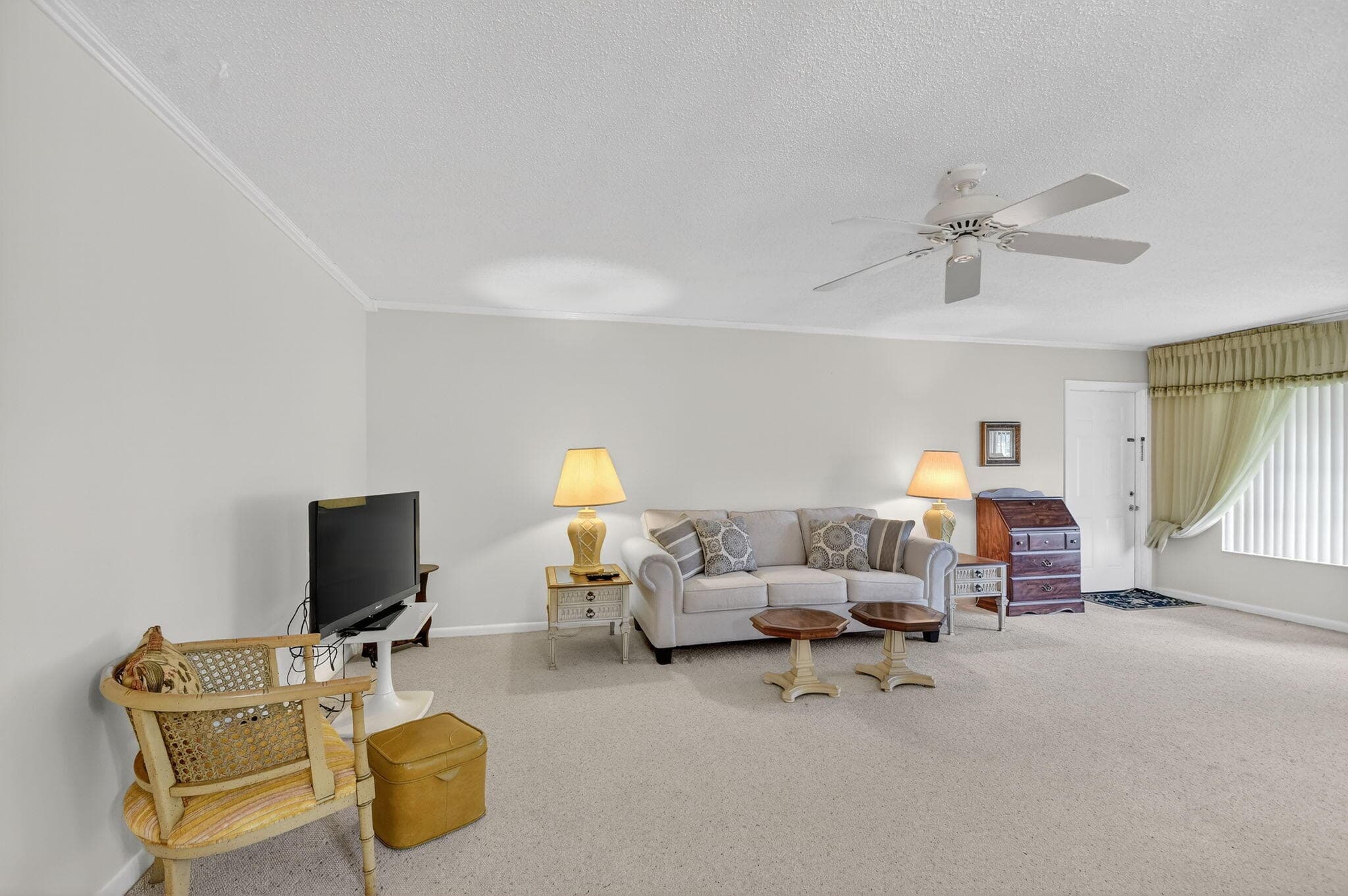 615 High Point Drive C, Delray Beach, FL 33445 — photo 10 of 48