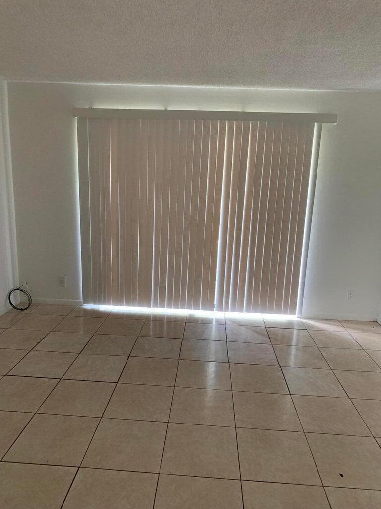 2050 N Congress Avenue 301, West Palm Beach, FL 33401 — photo 2 of 9