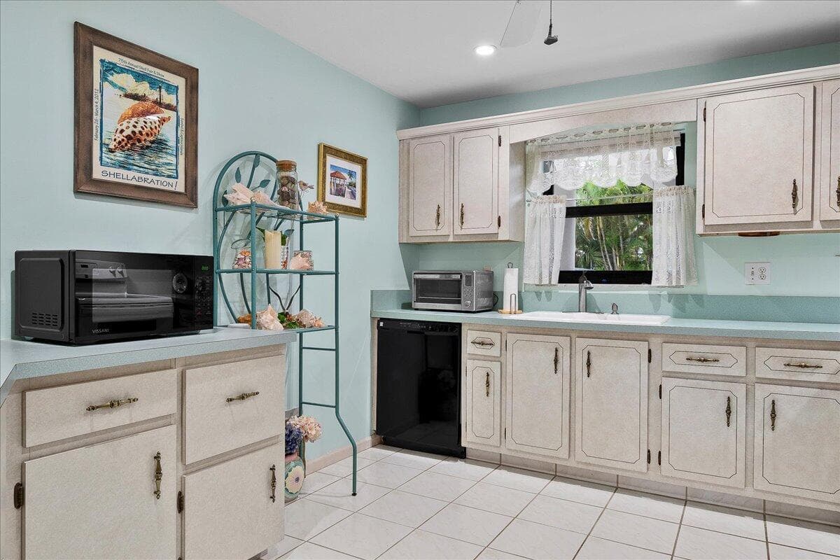 755 Saturn Street H101, Jupiter, FL 33477 — photo 13 of 40