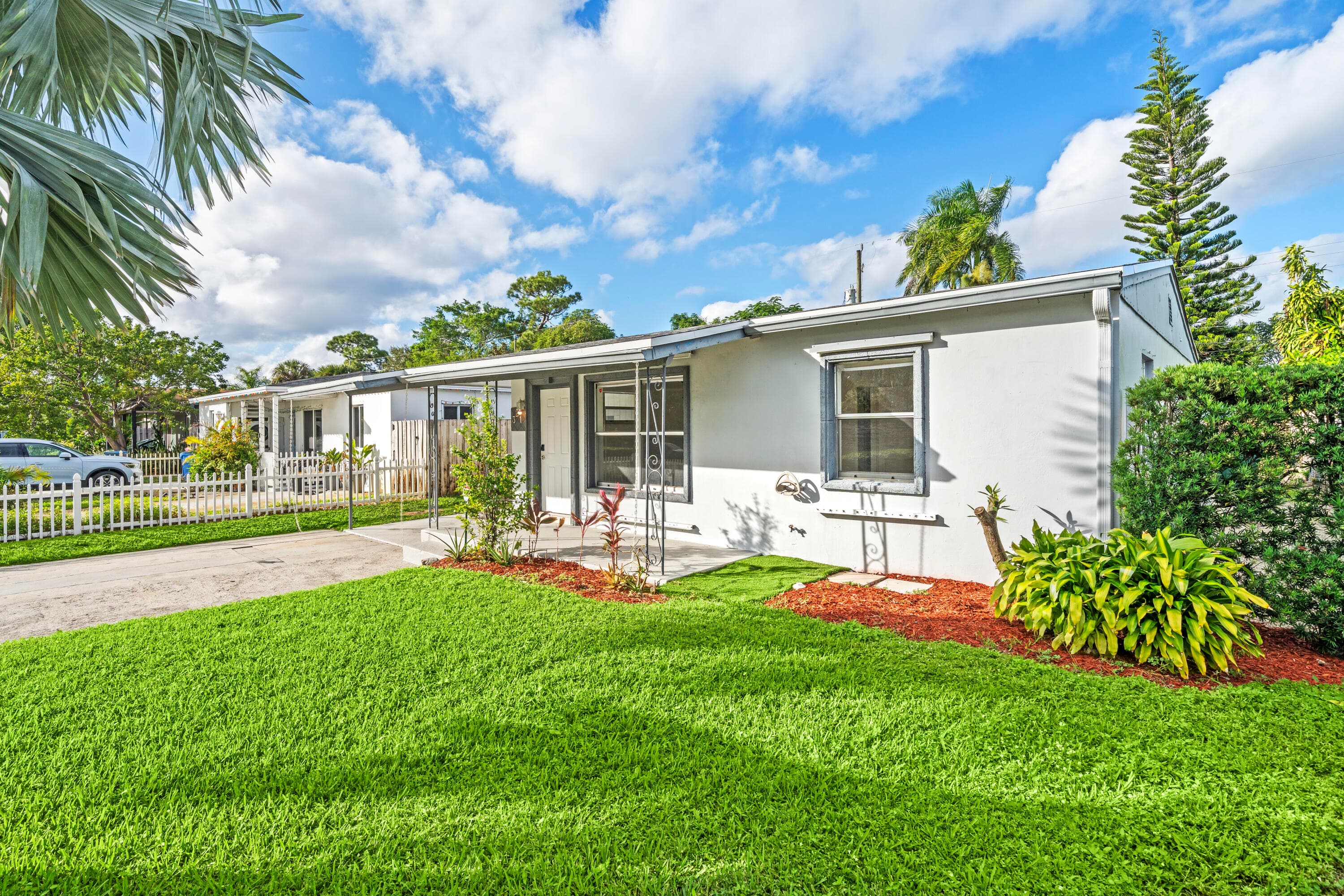 321 NW 51st Street, Oakland Park, FL 33309 — photo 3 of 32