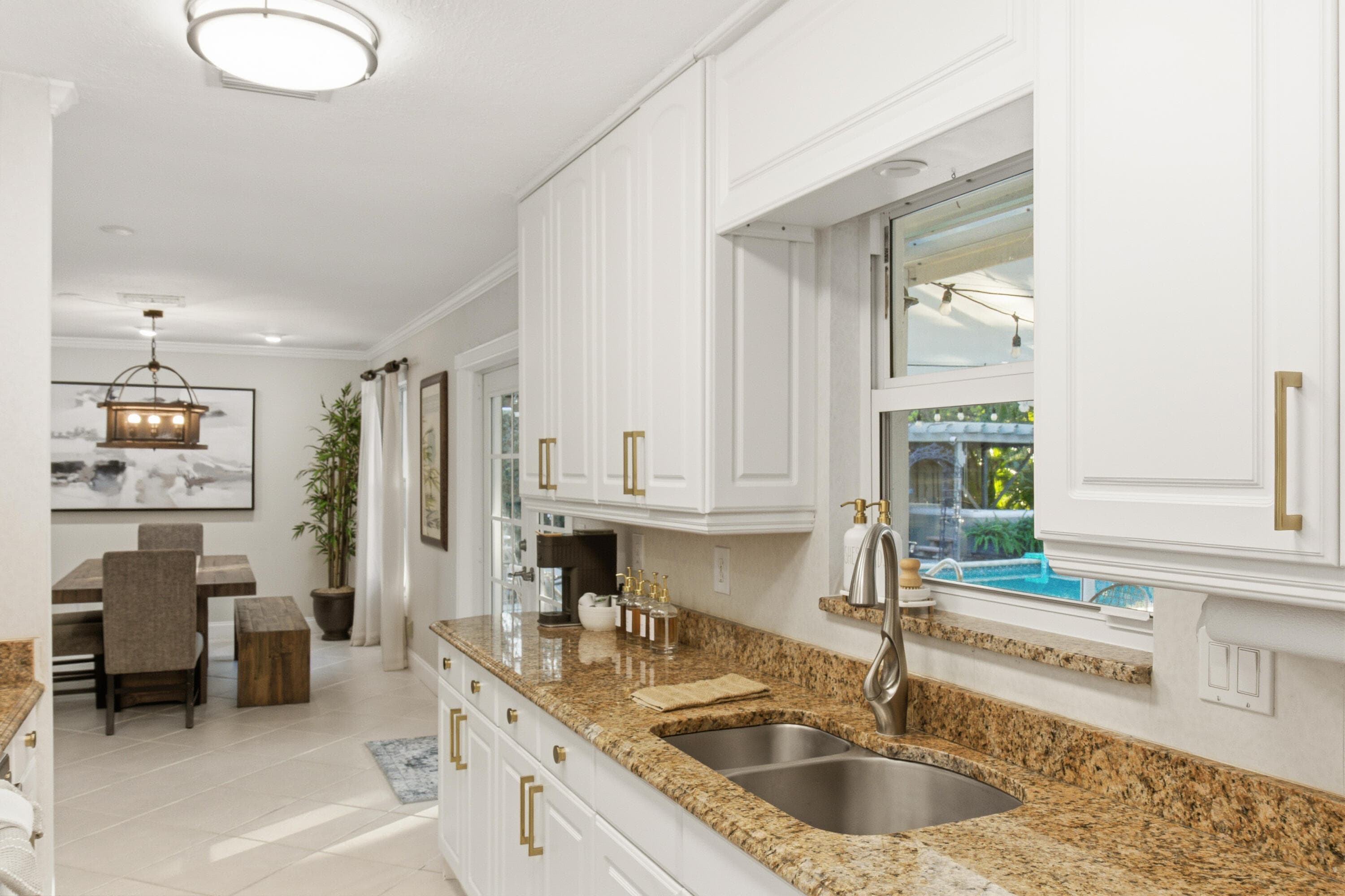 1905 Meadow Court, Palm Springs, FL 33406 — photo 18 of 45