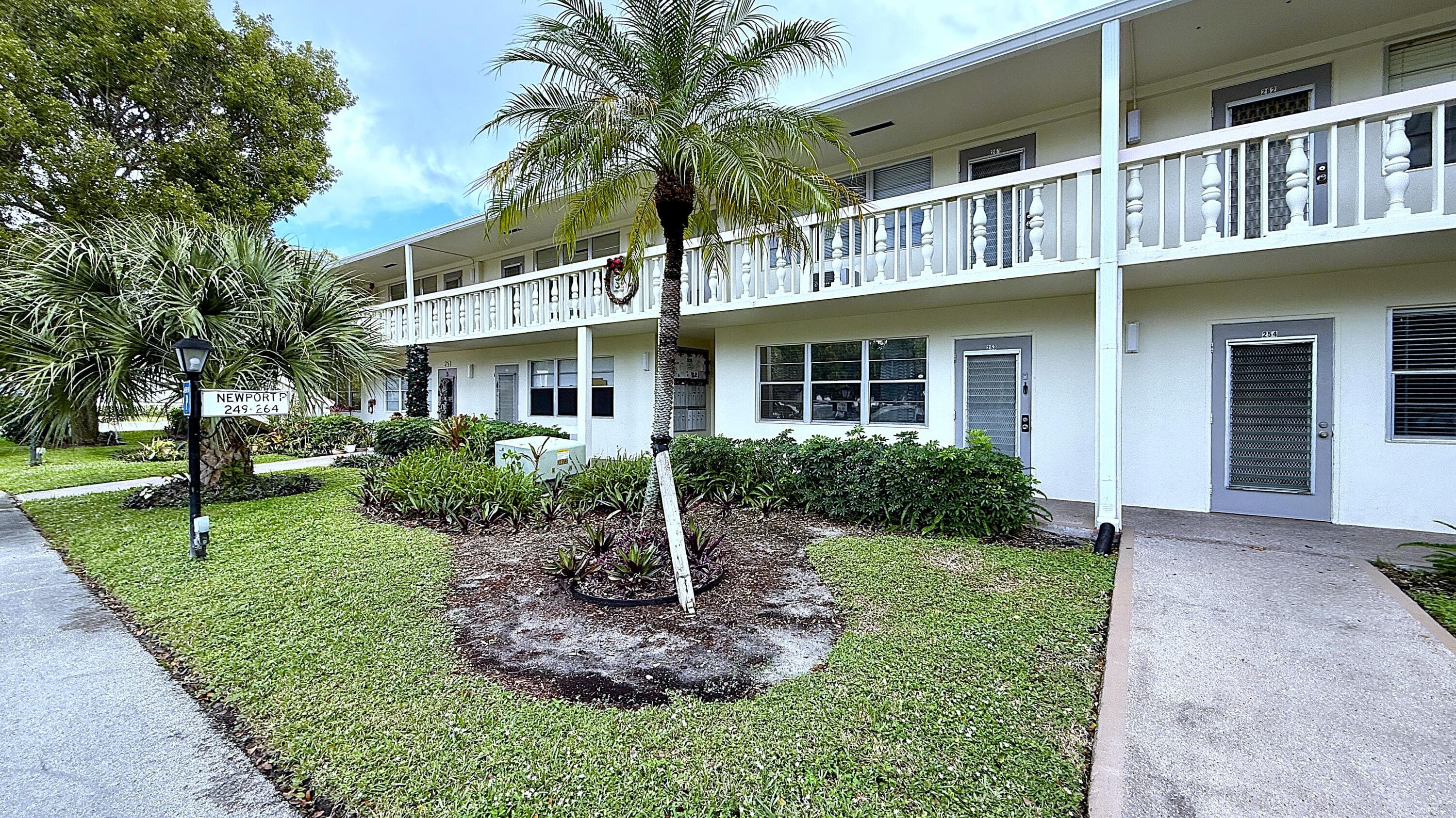 253 Newport P, Deerfield Beach, FL 33442 — photo 28 of 52