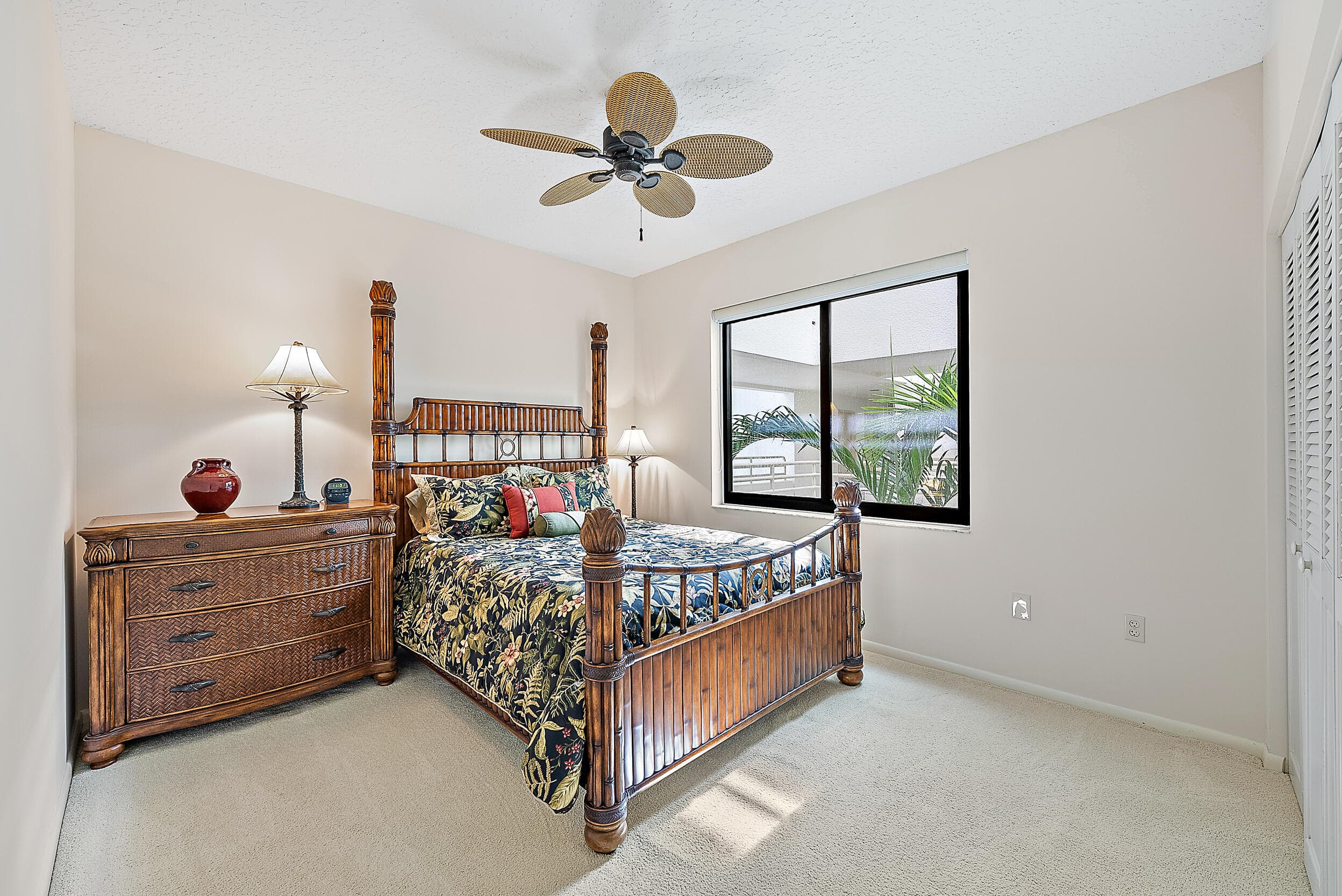 926 Oak Harbour Drive, Juno Beach, FL 33408 — photo 16 of 31
