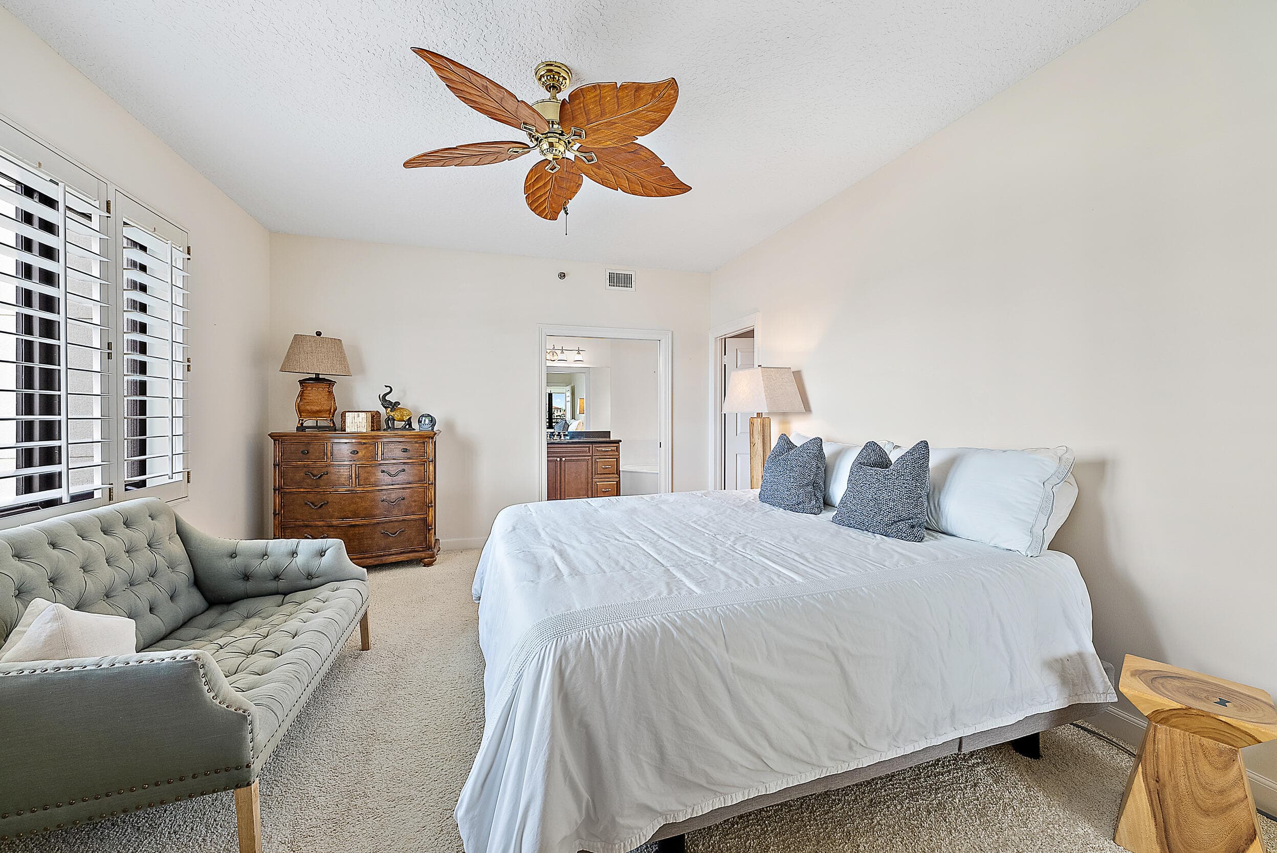 926 Oak Harbour Drive, Juno Beach, FL 33408 — photo 12 of 31