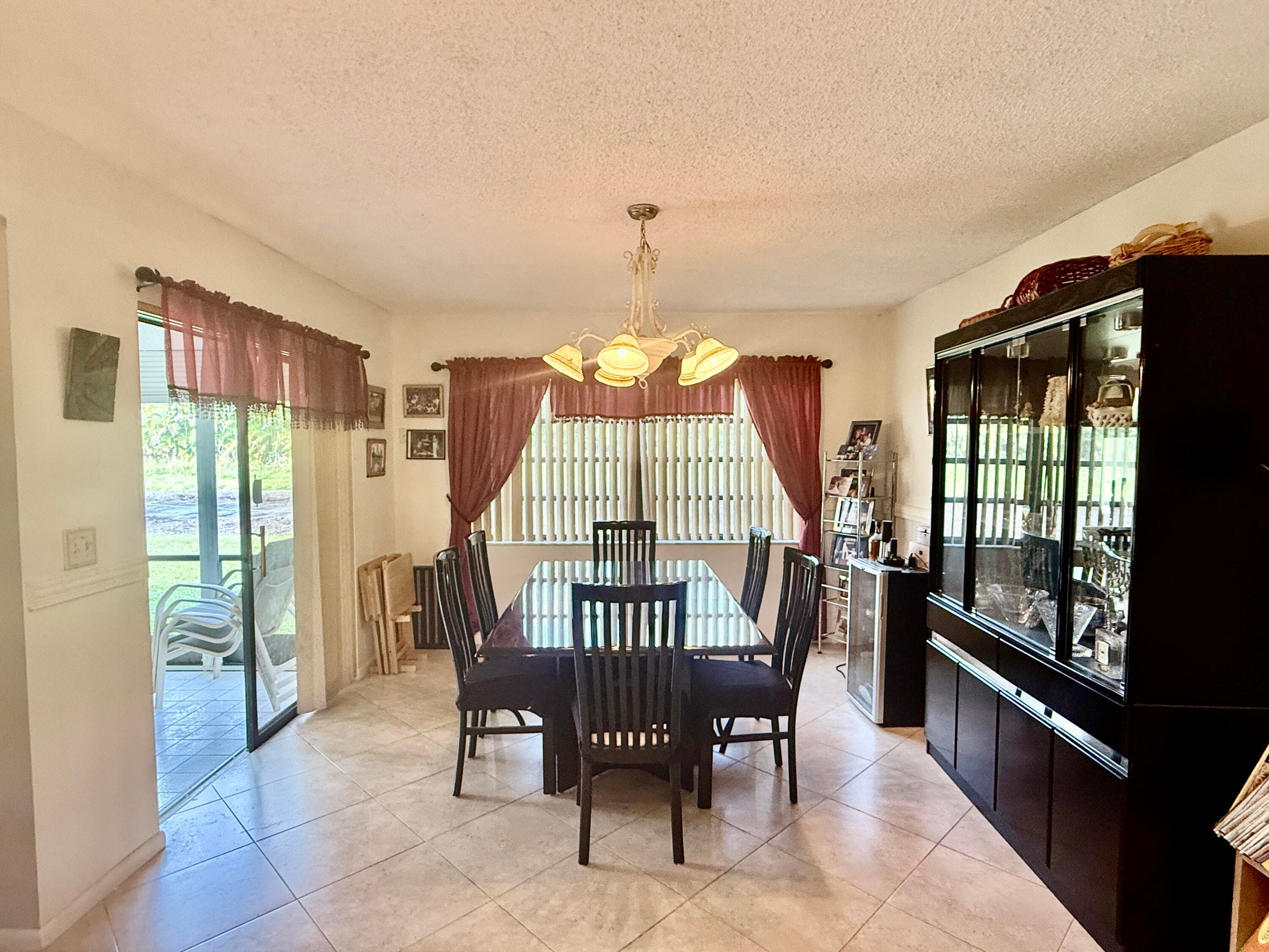 10633 Greenbriar Court, Boca Raton, FL 33498 — photo 8 of 17