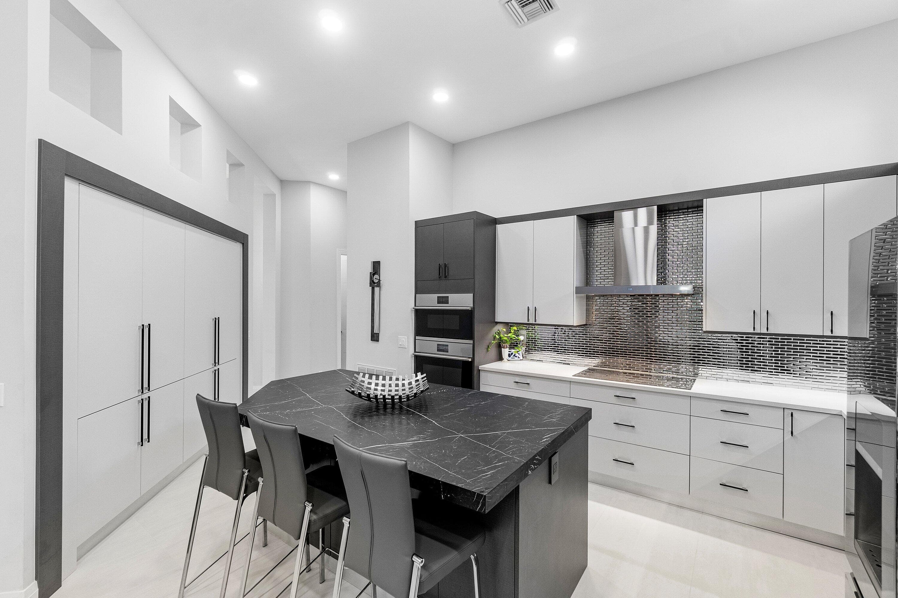 6942 Fairway Lakes Drive, Boynton Beach, FL 33472 — photo 19 of 104
