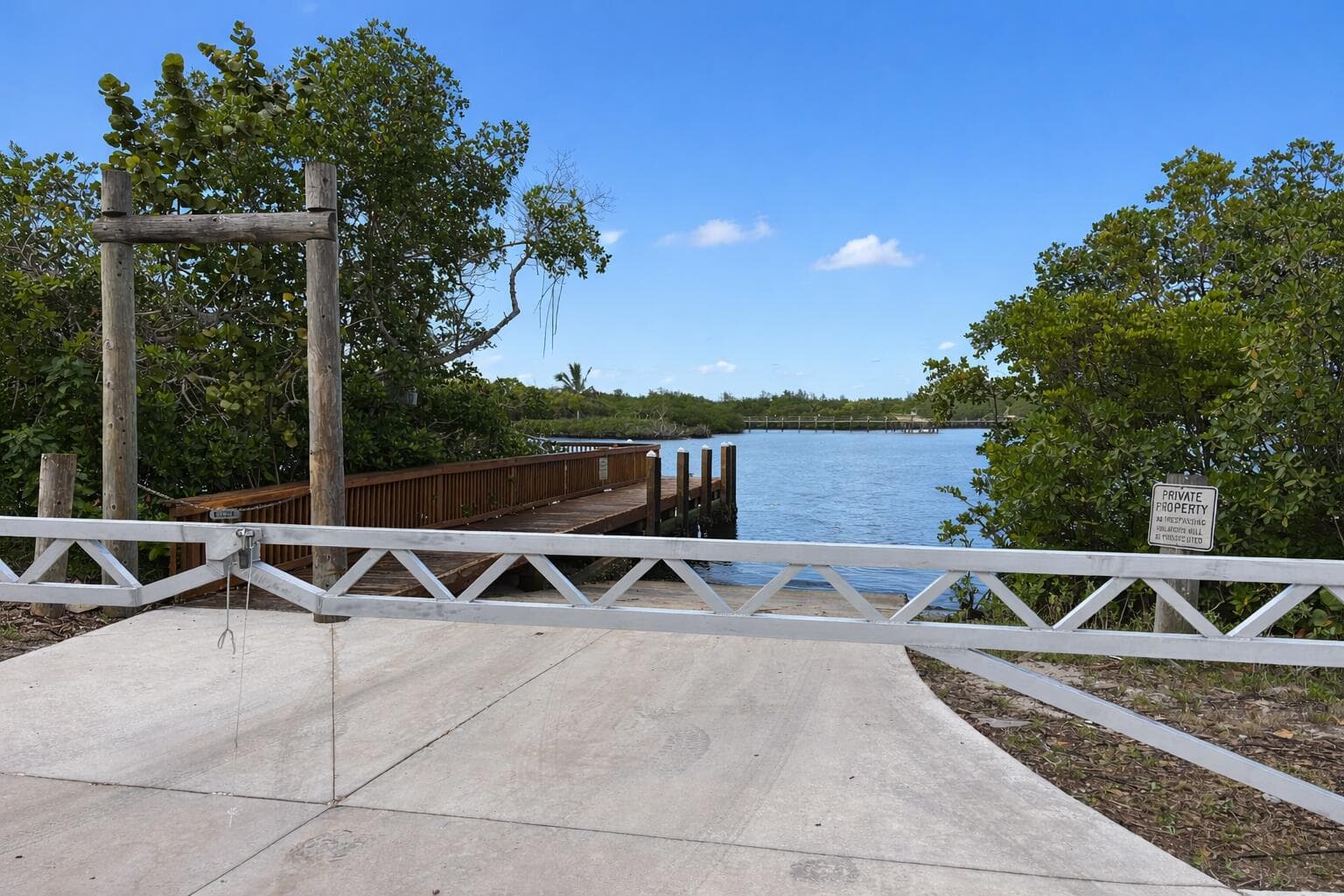12165 SE Nassau Street, Hobe Sound, FL 33455 — photo 29 of 48
