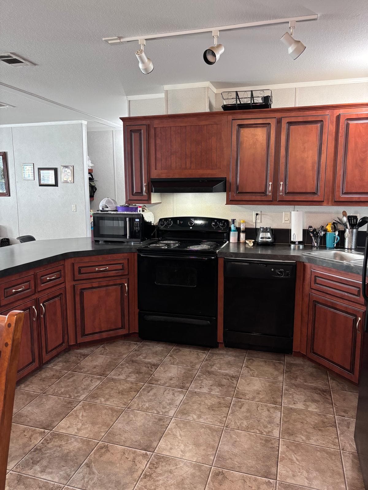 4415 SE 23rd Court, Okeechobee, FL 34974 — photo 3 of 12
