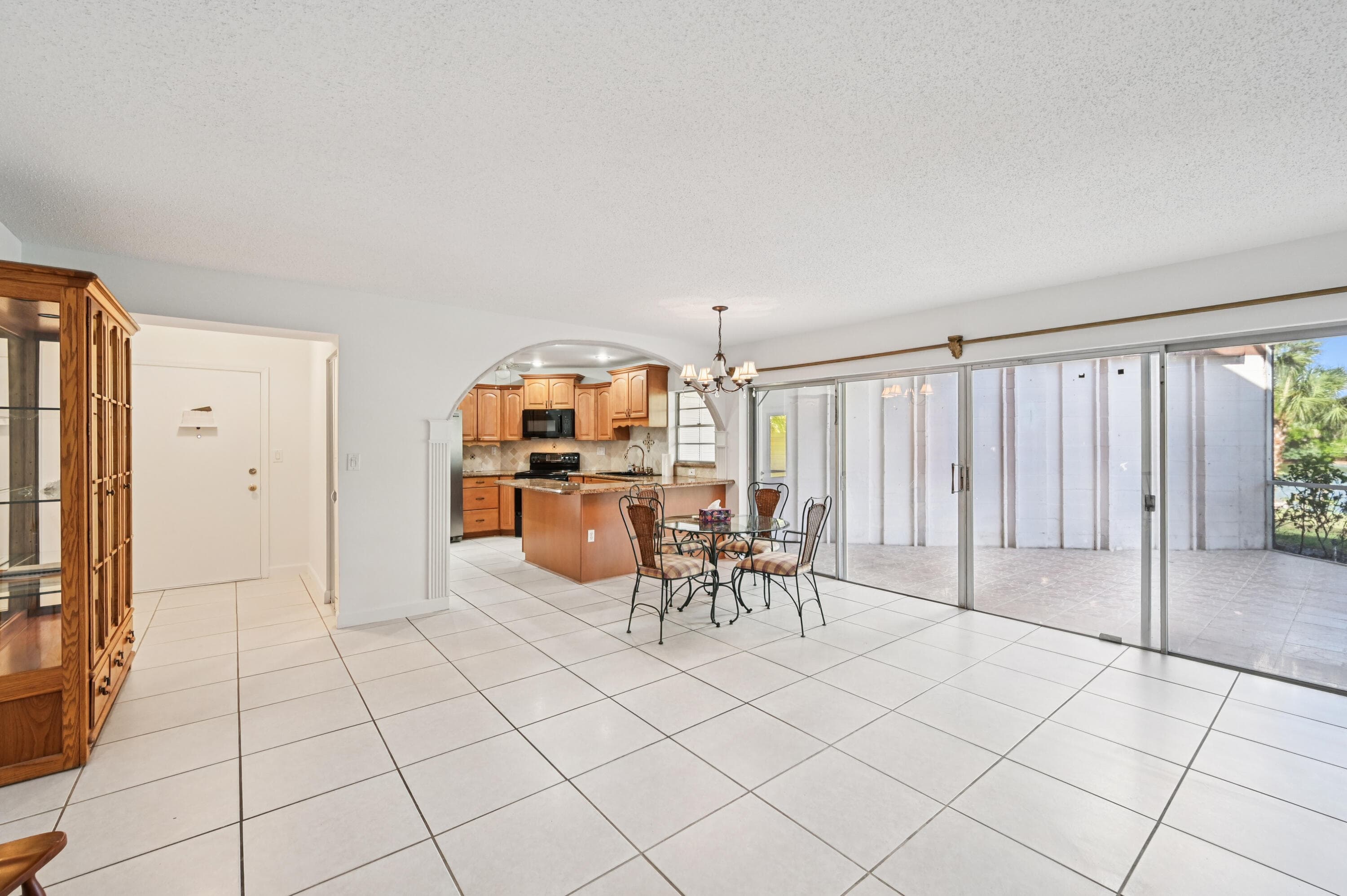 7 N Greenway Village N 111, Royal Palm Beach, FL 33411 — photo 8 of 23