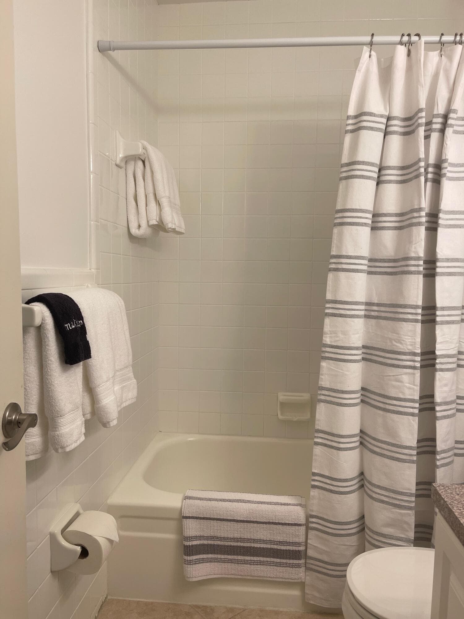 1202 Palm Trail 6, Delray Beach, FL 33483 — photo 23 of 30
