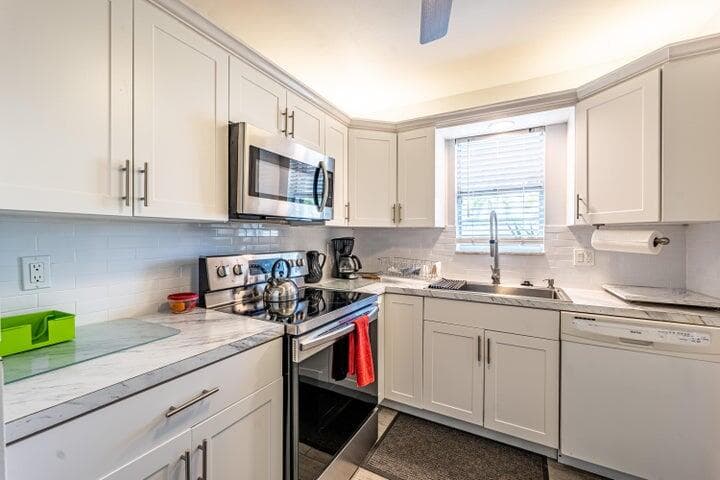 740 E Ocean Avenue 105, Boynton Beach, FL 33435 — photo 41 of 46