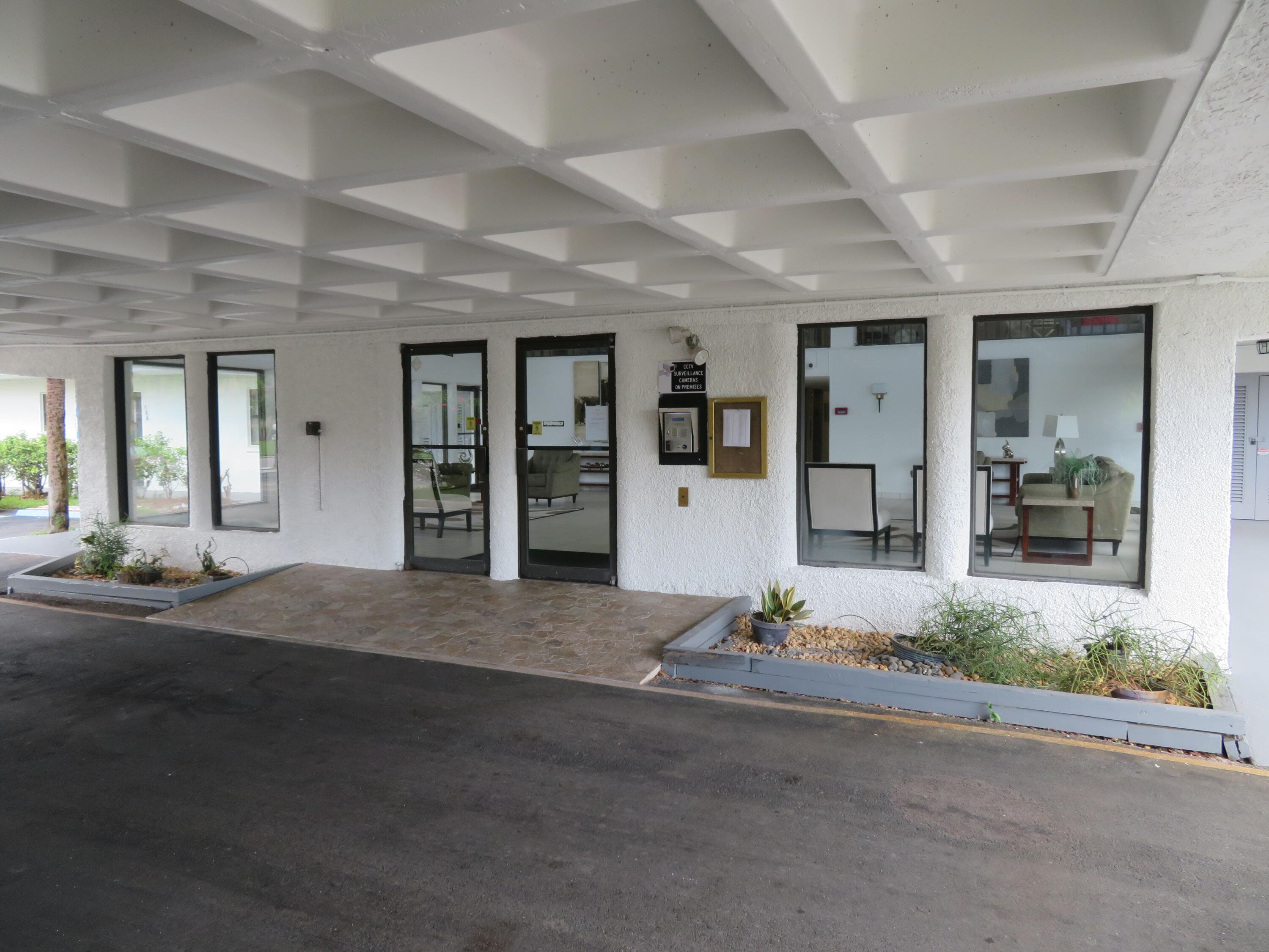 9233 SW 8th Street 117, Boca Raton, FL 33428 — photo 5 of 37