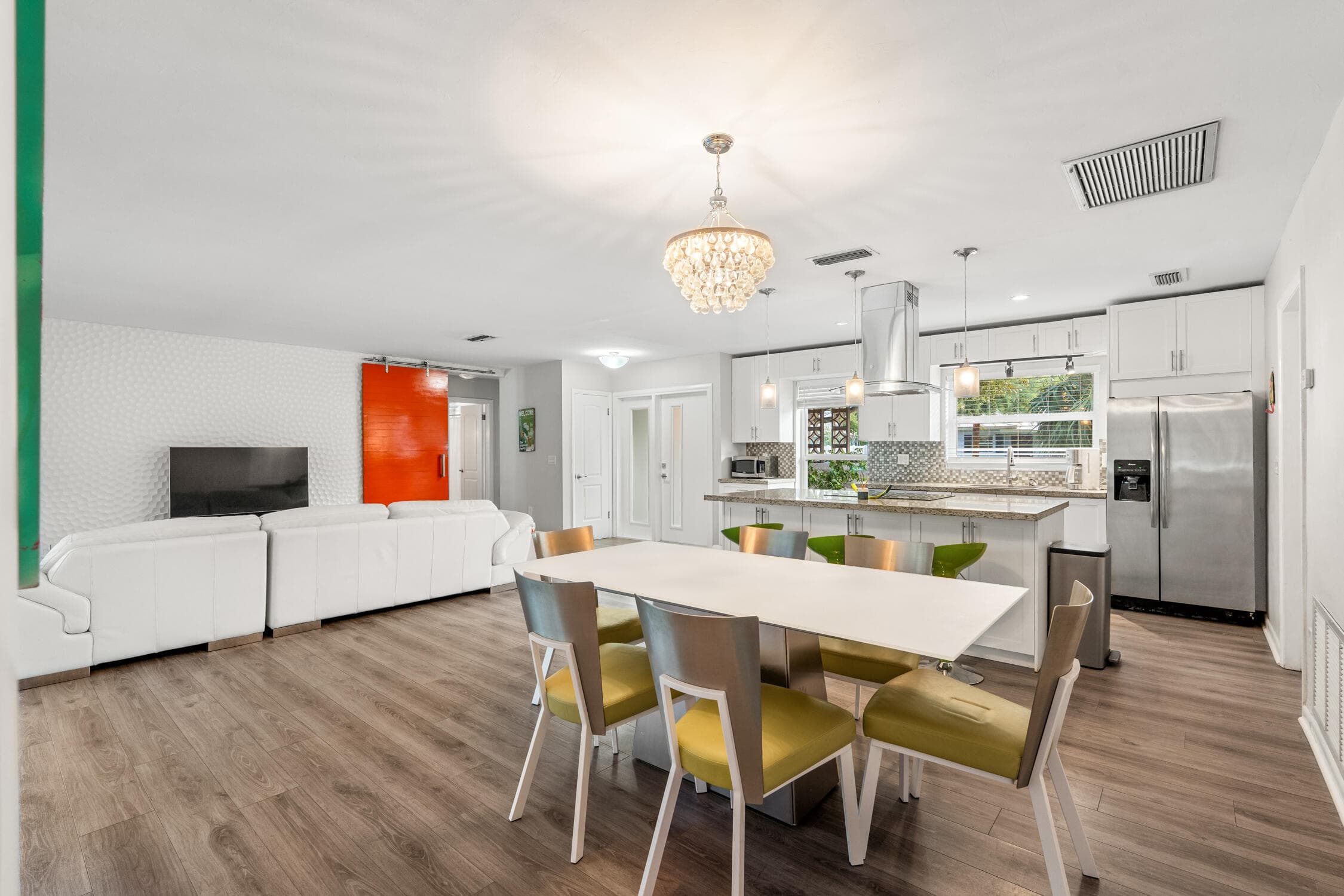113 Park Lane E, Hypoluxo, FL 33462 — photo 13 of 36
