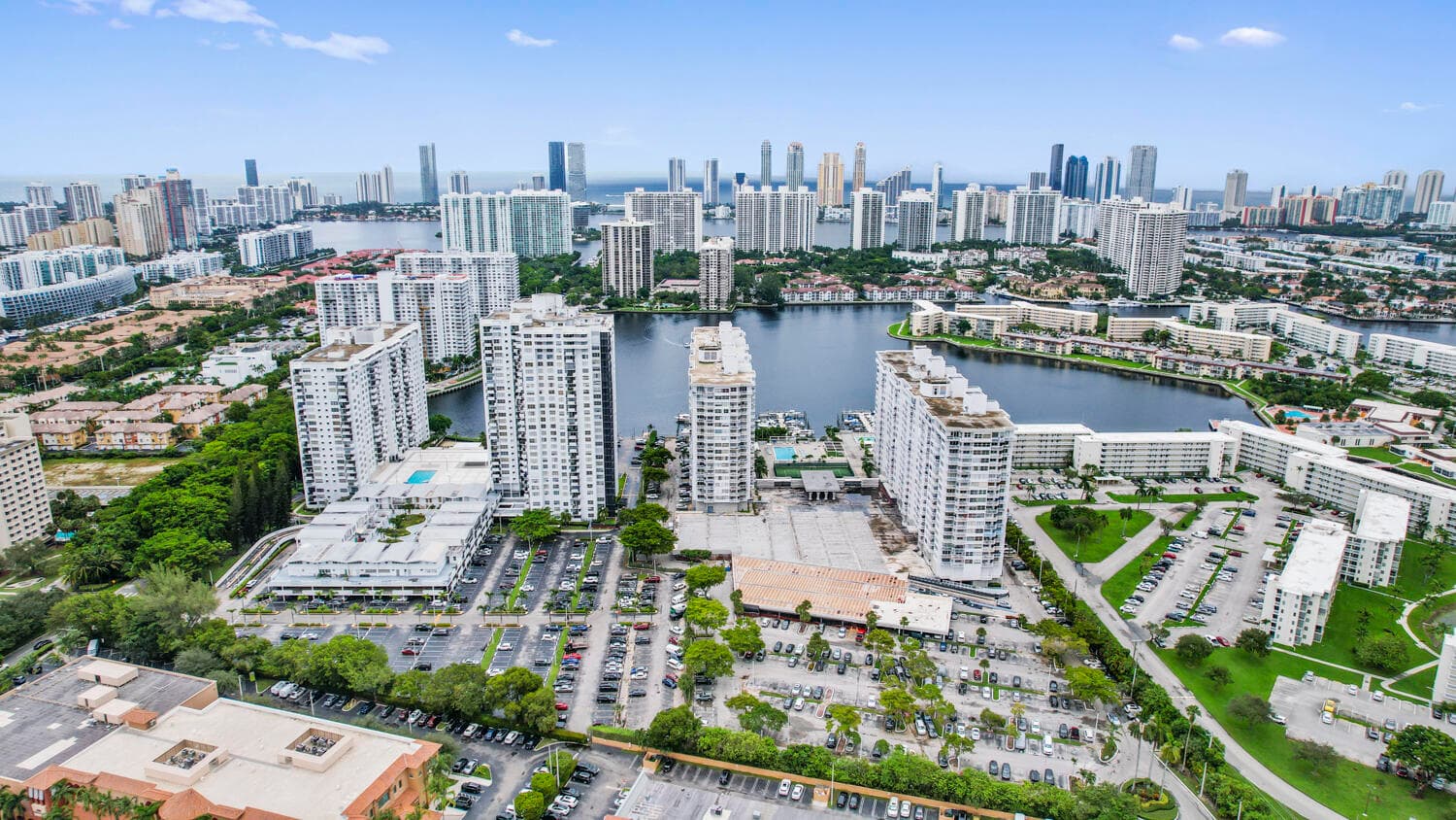 18051 Biscayne Boulevard 1504, Aventura, FL 33160 — photo 39 of 92