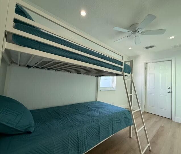 516 E Whitney Drive, Jupiter, FL 33458 — photo 17 of 47