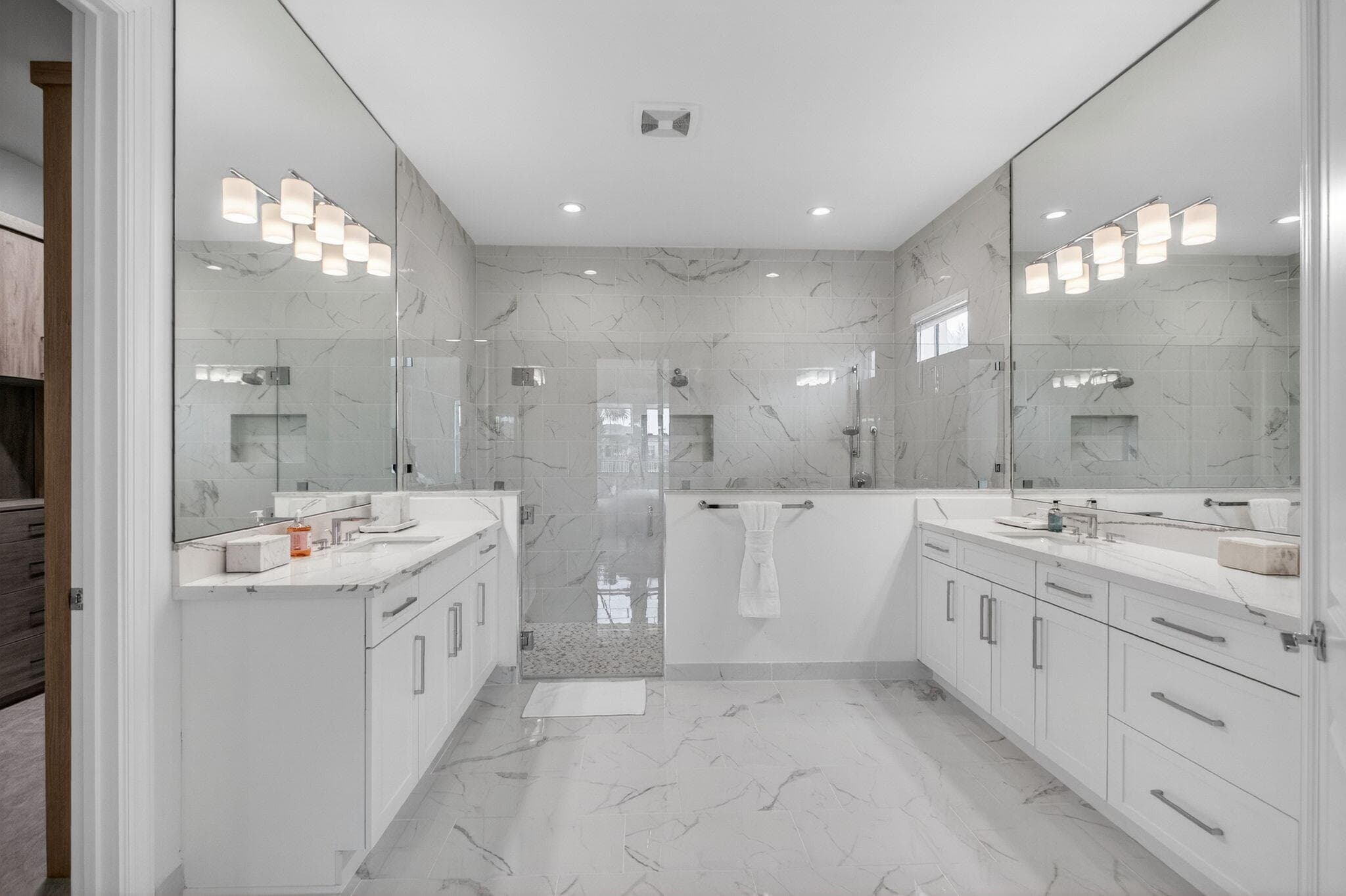 9249 Crestview Circle, Palm Beach Gardens, FL 33412 — photo 14 of 43