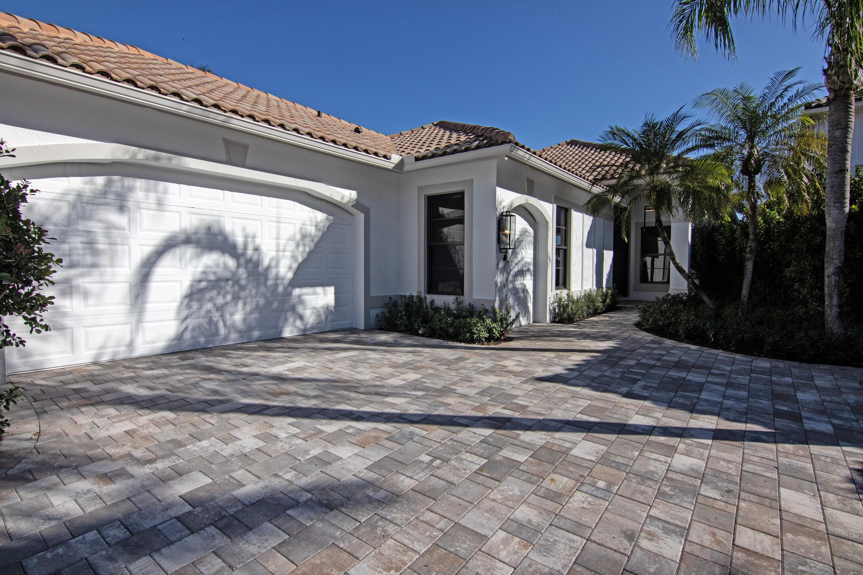 2570 Players Court, Wellington, FL 33414 — photo 3 of 62