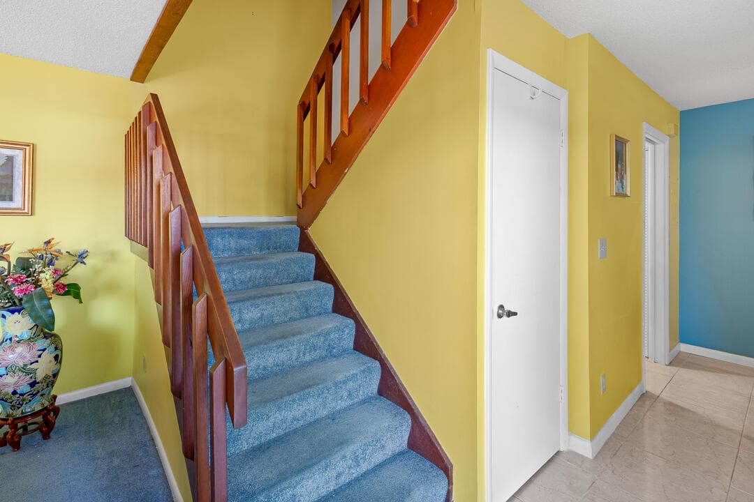 1402 Nebraska Avenue 13, Fort Pierce, FL 34950 — photo 9 of 33