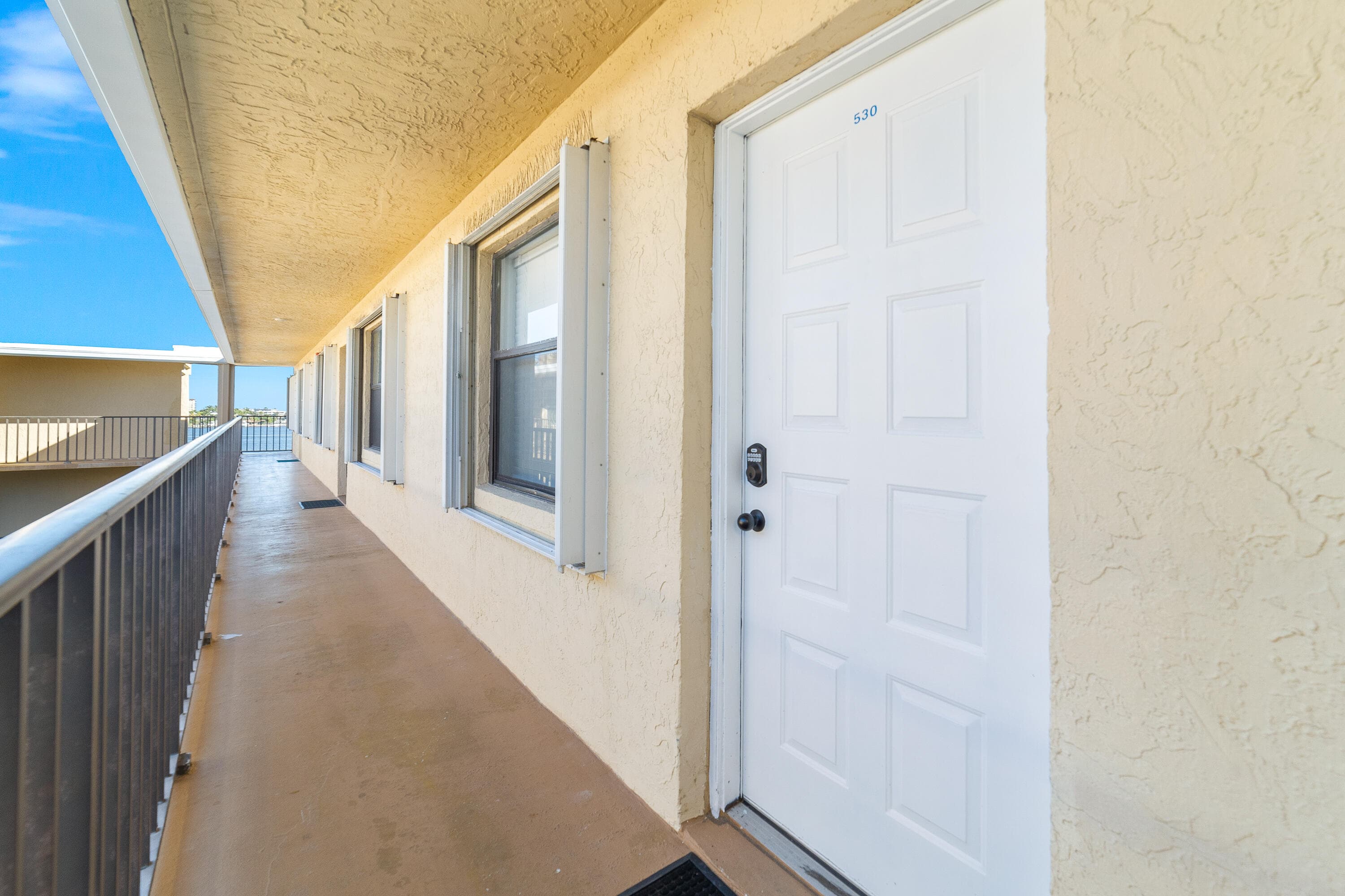 896 N Federal Highway 530, Lantana, FL 33462 — photo 26 of 36