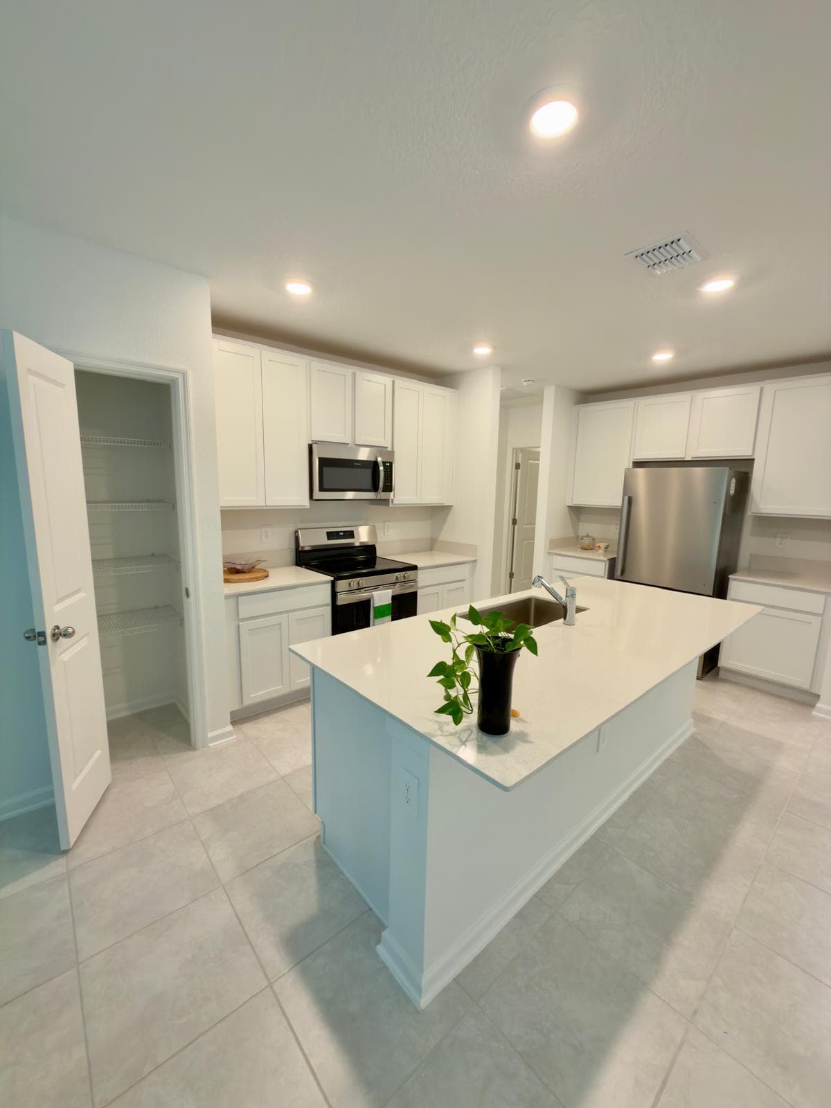 4403 Twisted Twig Bend, Kissimmee, FL 34746 — photo 8 of 35