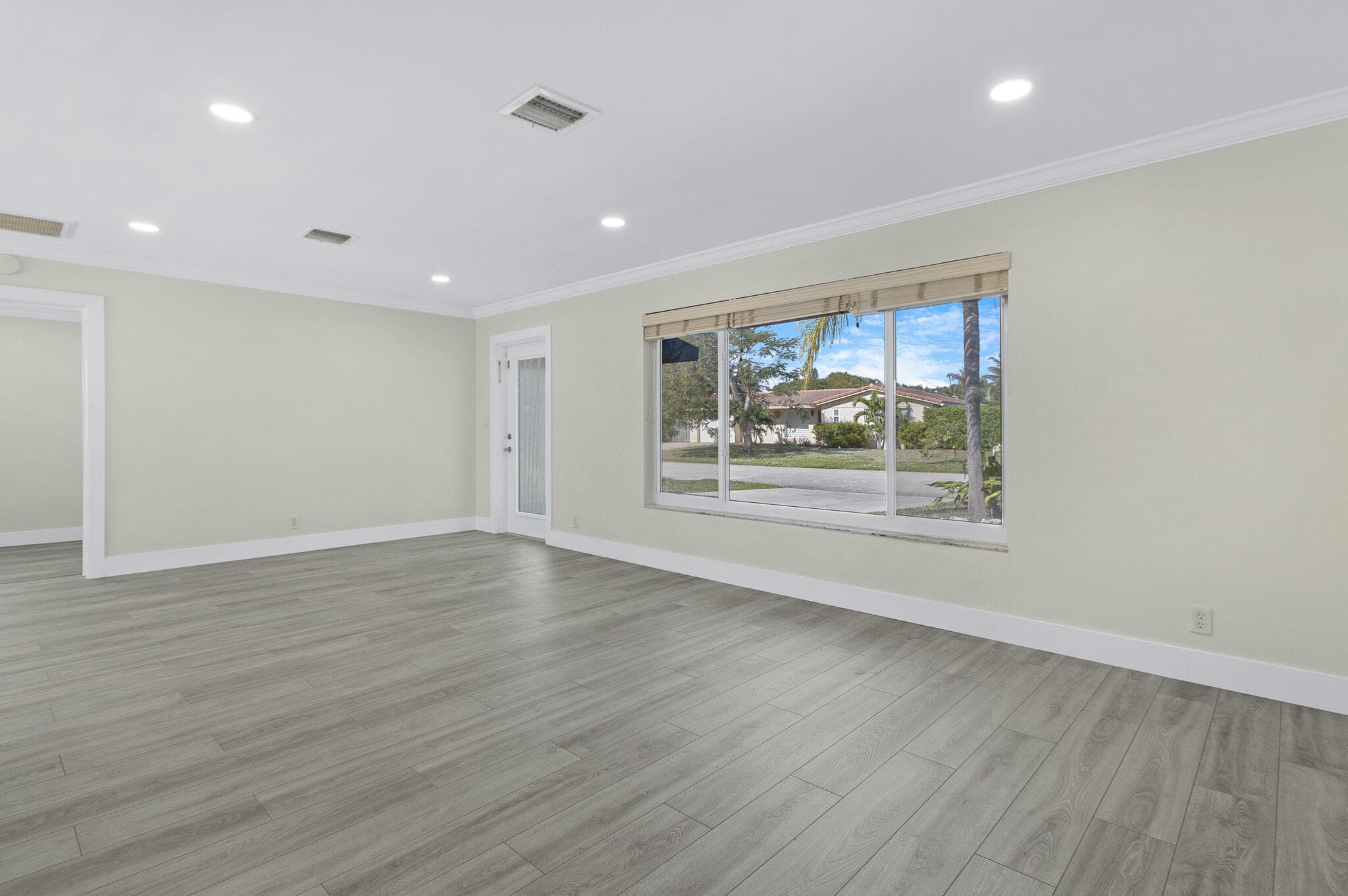 912 SE 8th Court, Deerfield Beach, FL 33441 — photo 8 of 36