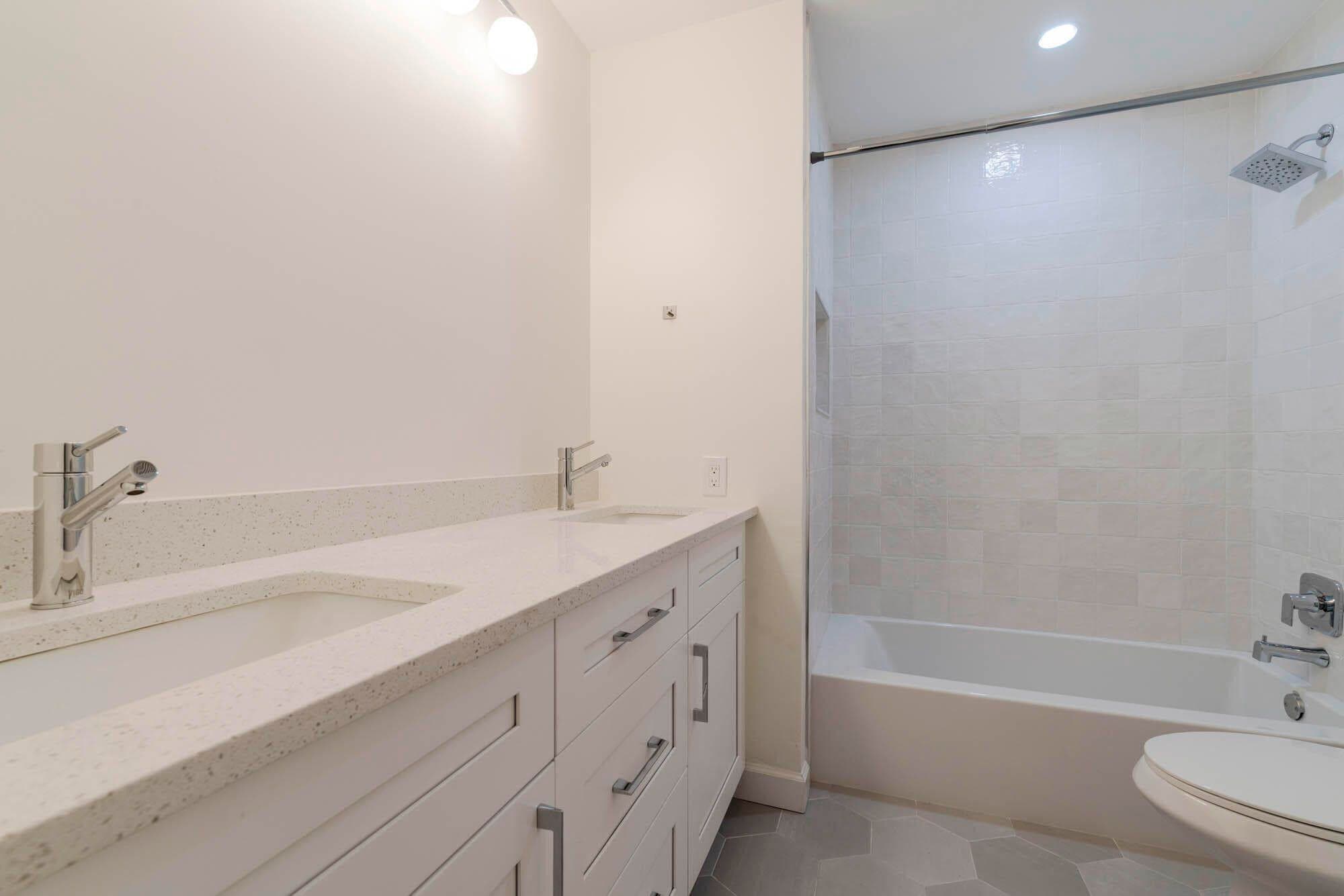 11 SE Concourse Drive D, Jupiter, FL 33469 — photo 4 of 9
