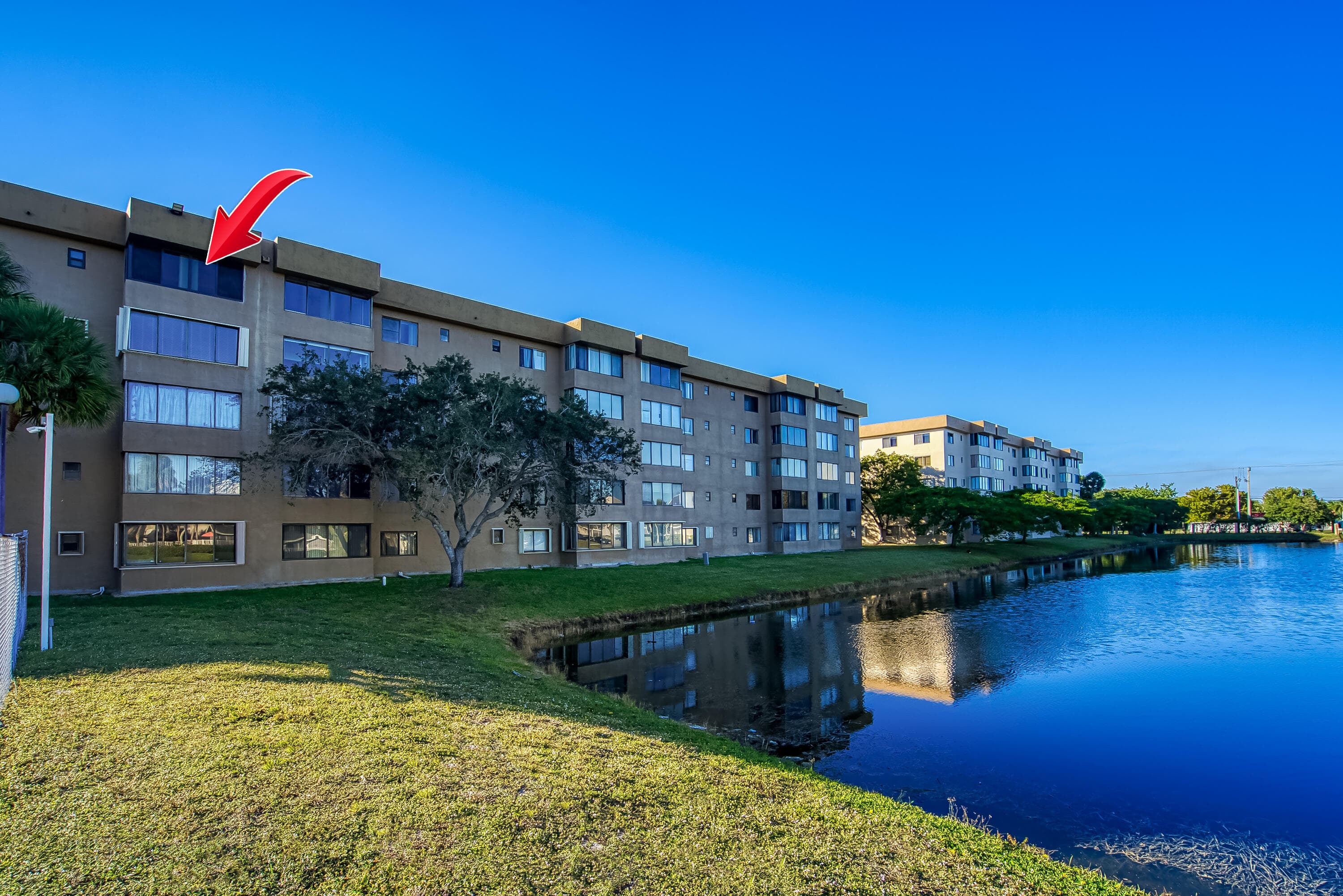 8030 Hampton Boulevard 502, North Lauderdale, FL 33068 — photo 5 of 51