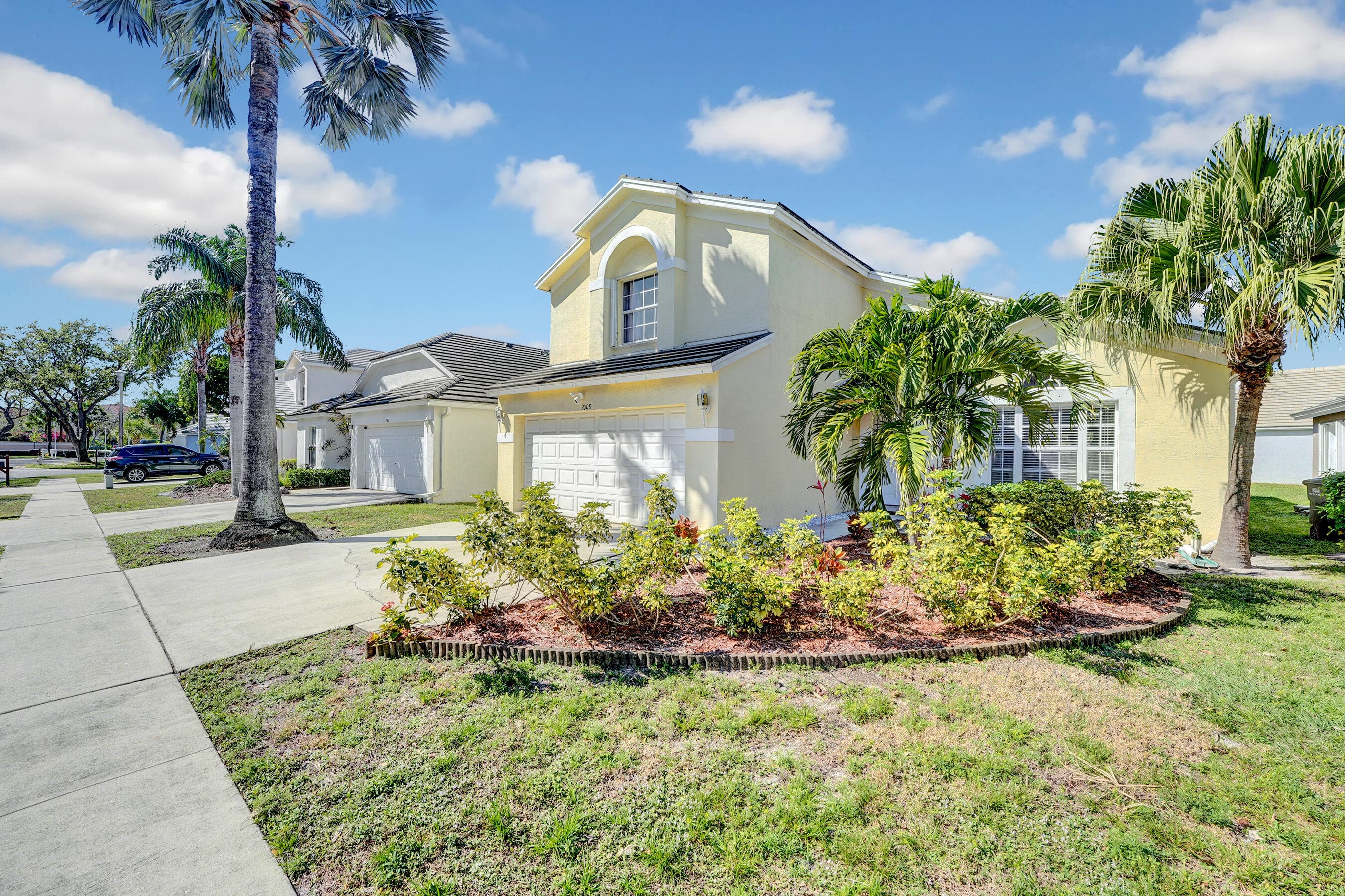 2008 Normandy Circle, West Palm Beach, FL 33409 — photo 2 of 41