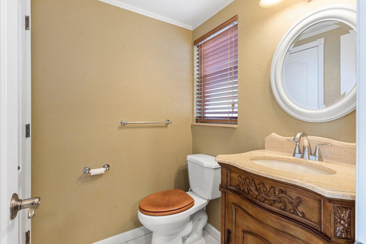 2201 SE 9th Street 107, Pompano Beach, FL 33062 — photo 10 of 34
