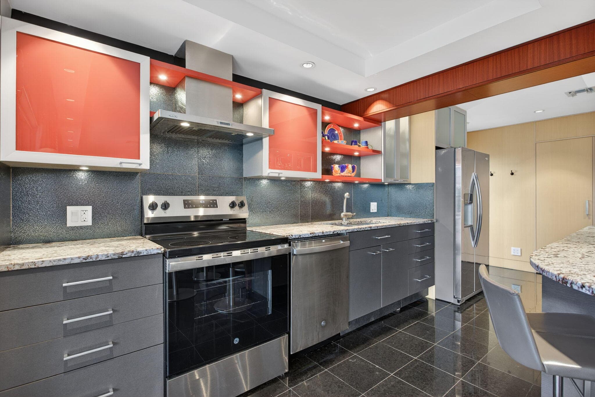 1141 SE 9th Avenue, Pompano Beach, FL 33060 — photo 12 of 57