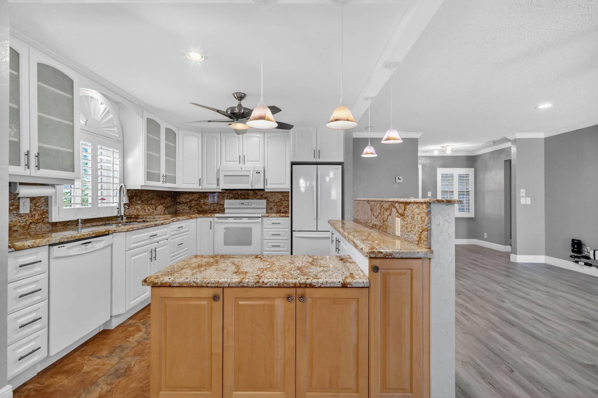 5926 N Los Alamos Lane, Delray Beach, FL 33484 — photo 10 of 35