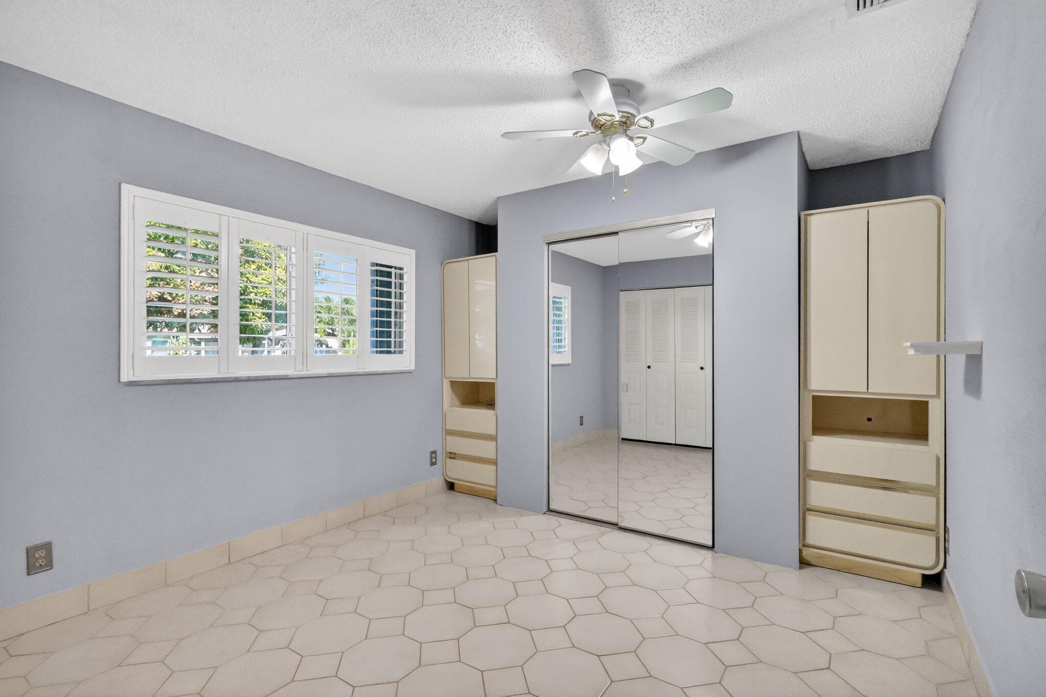 5926 N Los Alamos Lane, Delray Beach, FL 33484 — photo 21 of 35