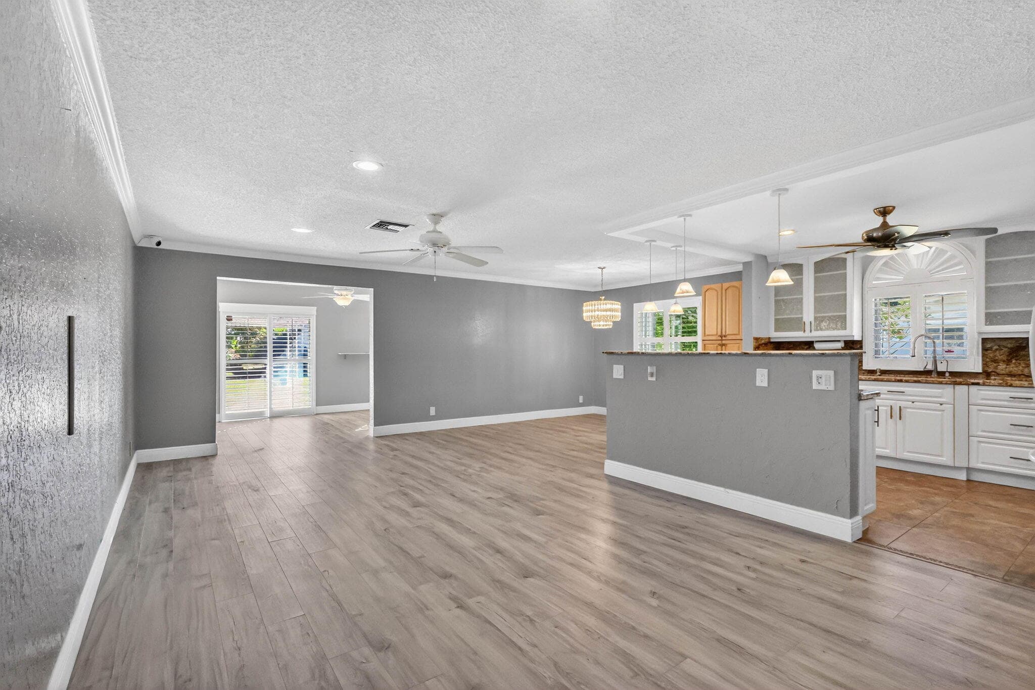5926 N Los Alamos Lane, Delray Beach, FL 33484 — photo 5 of 35