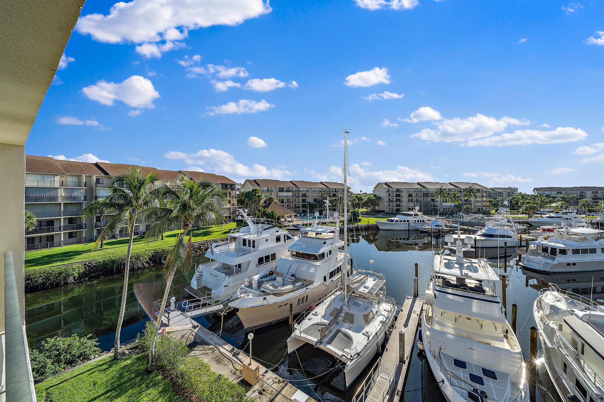 2601 Marina Isle Way 402, Jupiter, FL 33477 — photo 10 of 58